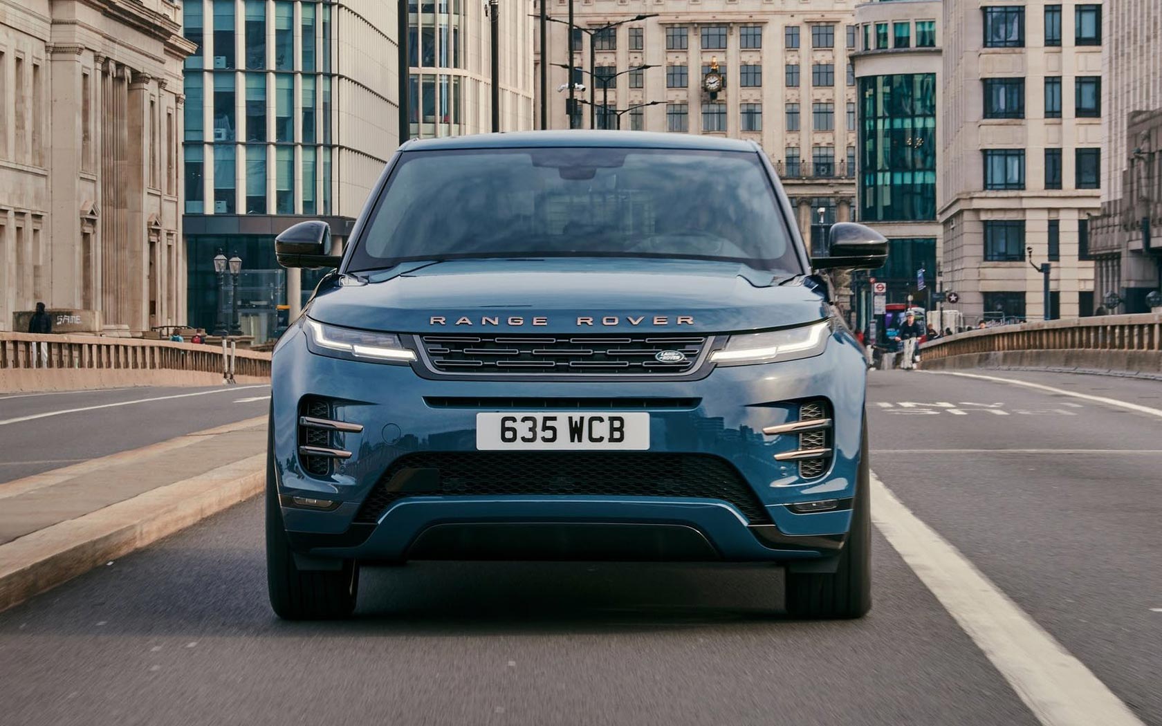  Range Rover Evoque 2023 