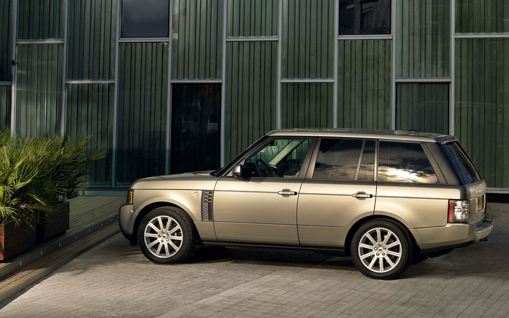  Land Rover Range Rover (2009-2012)