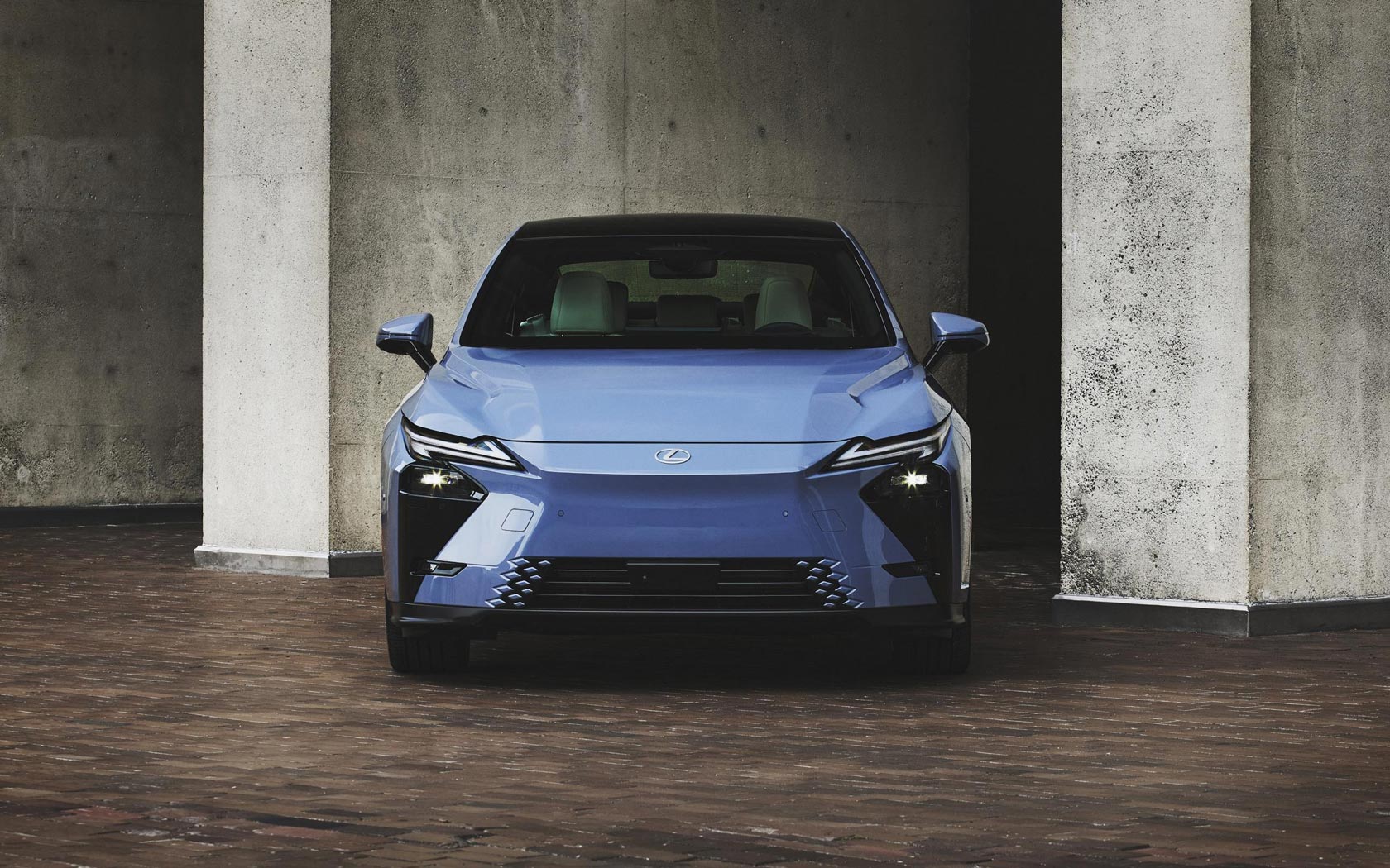 ���� Lexus ES 