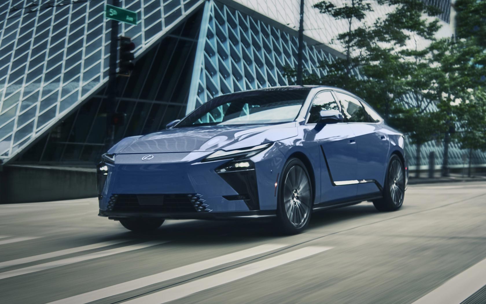 ���� Lexus ES 