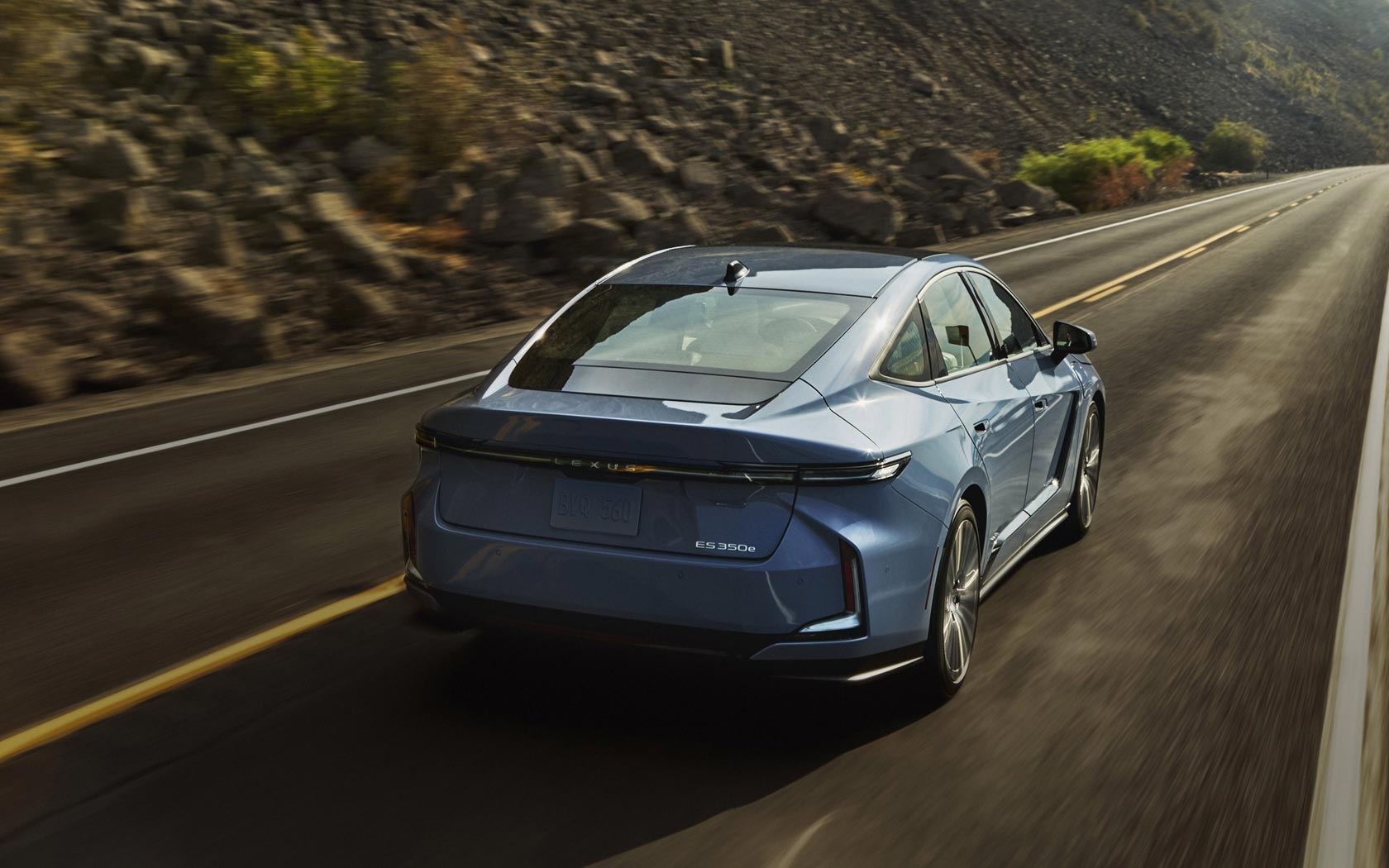 ���� Lexus ES 