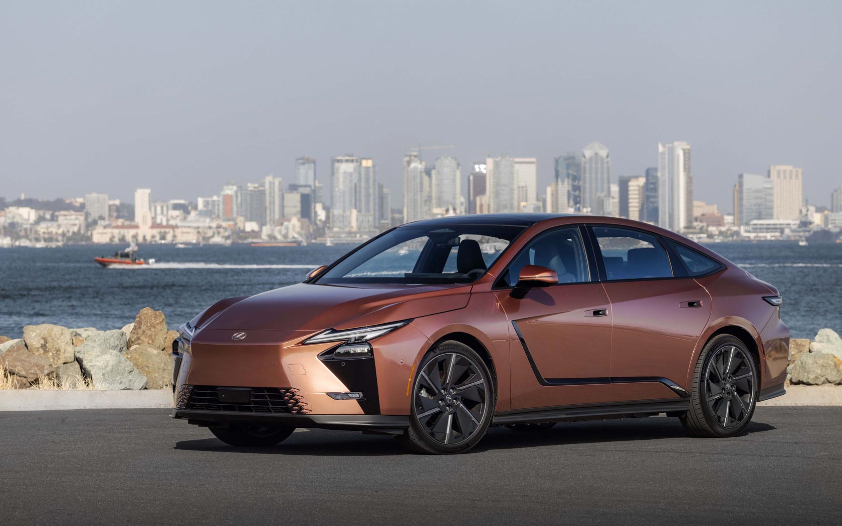 ���� Lexus ES 
