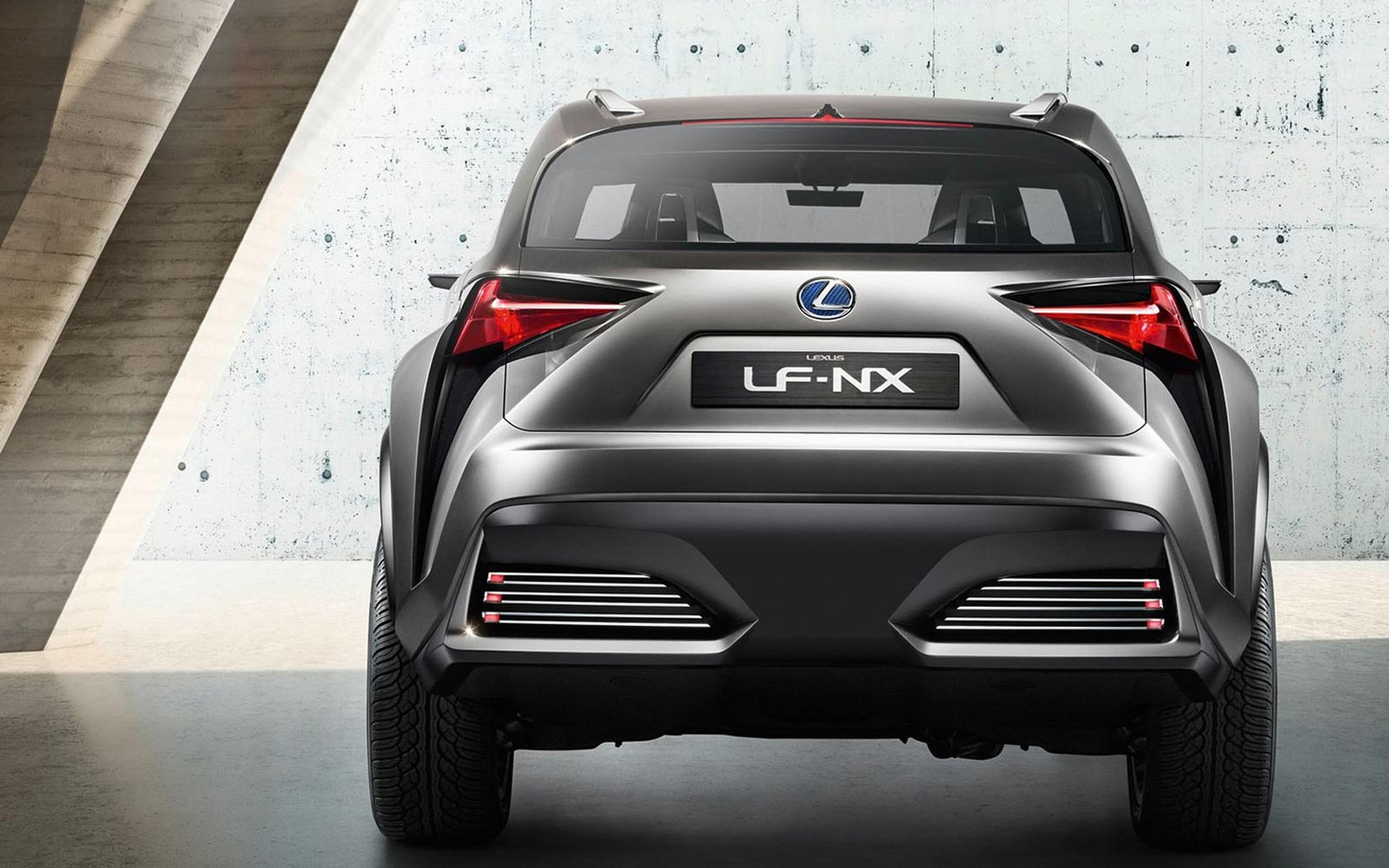  Lexus LF-NX Concept 
