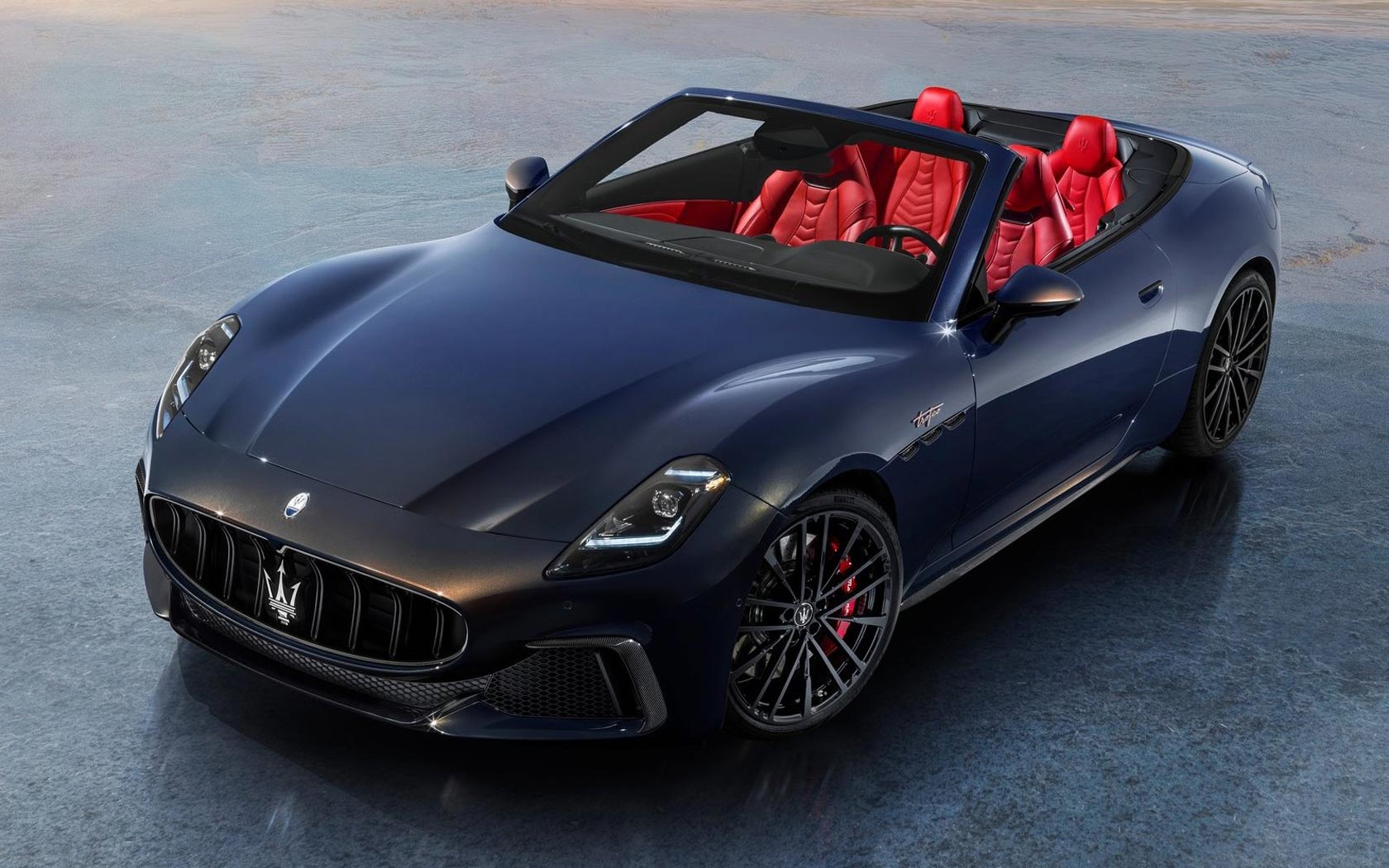  Maserati GranCabrio 