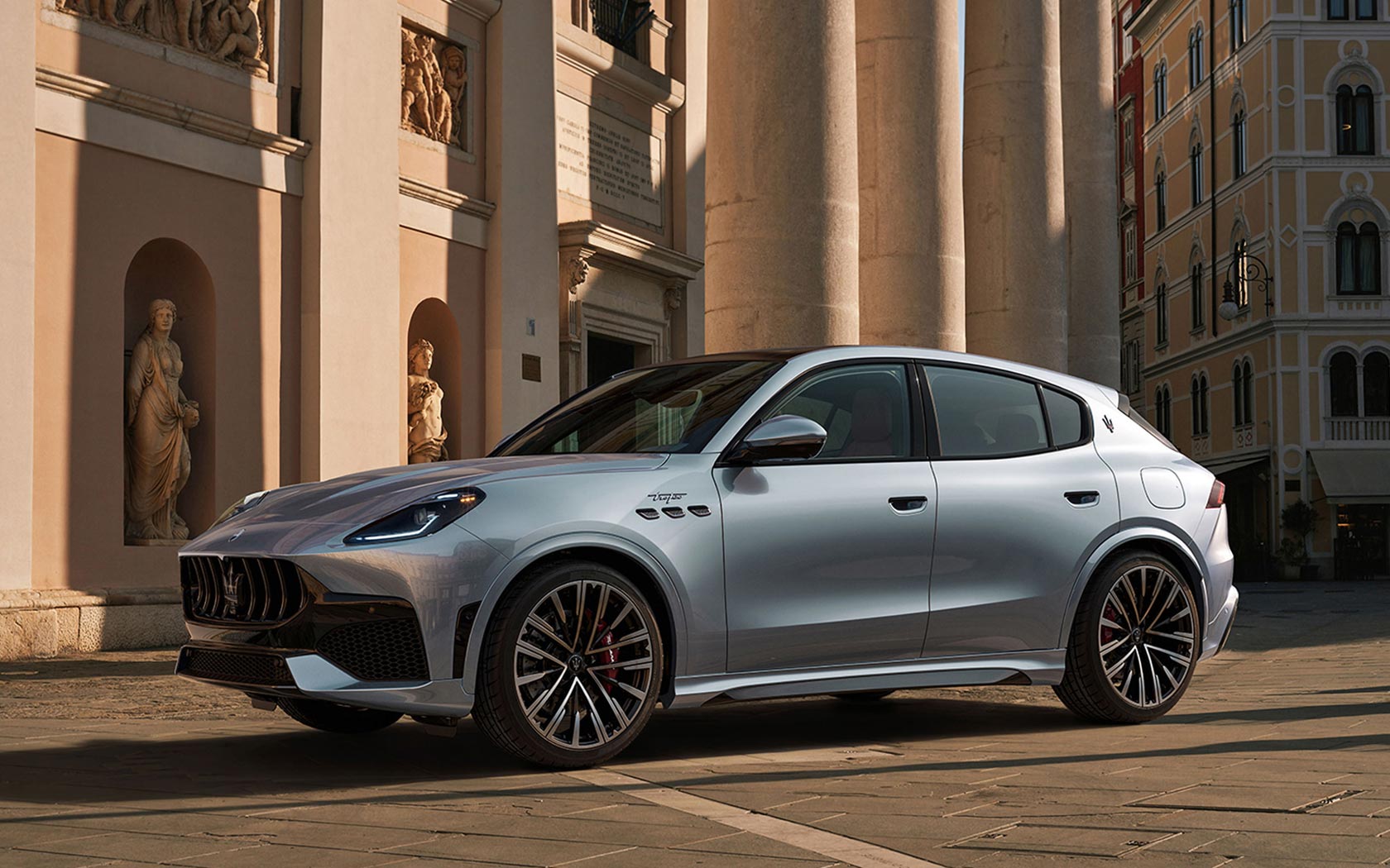 ���� Maserati Grecale 