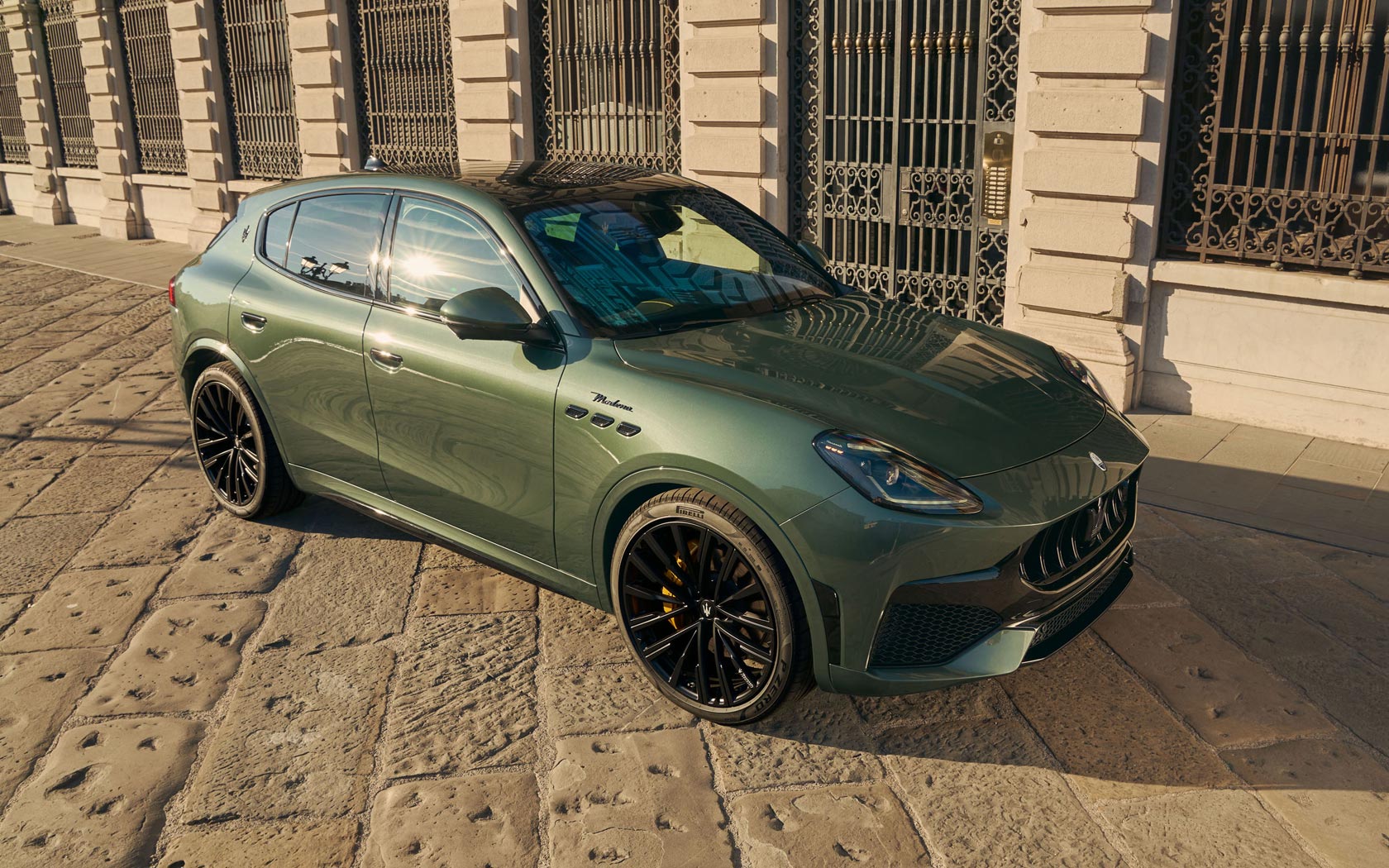 ���� Maserati Grecale 