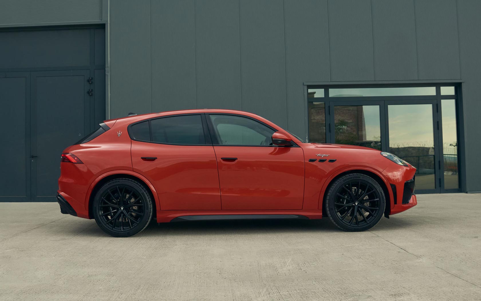 ���� Maserati Grecale Trofeo 