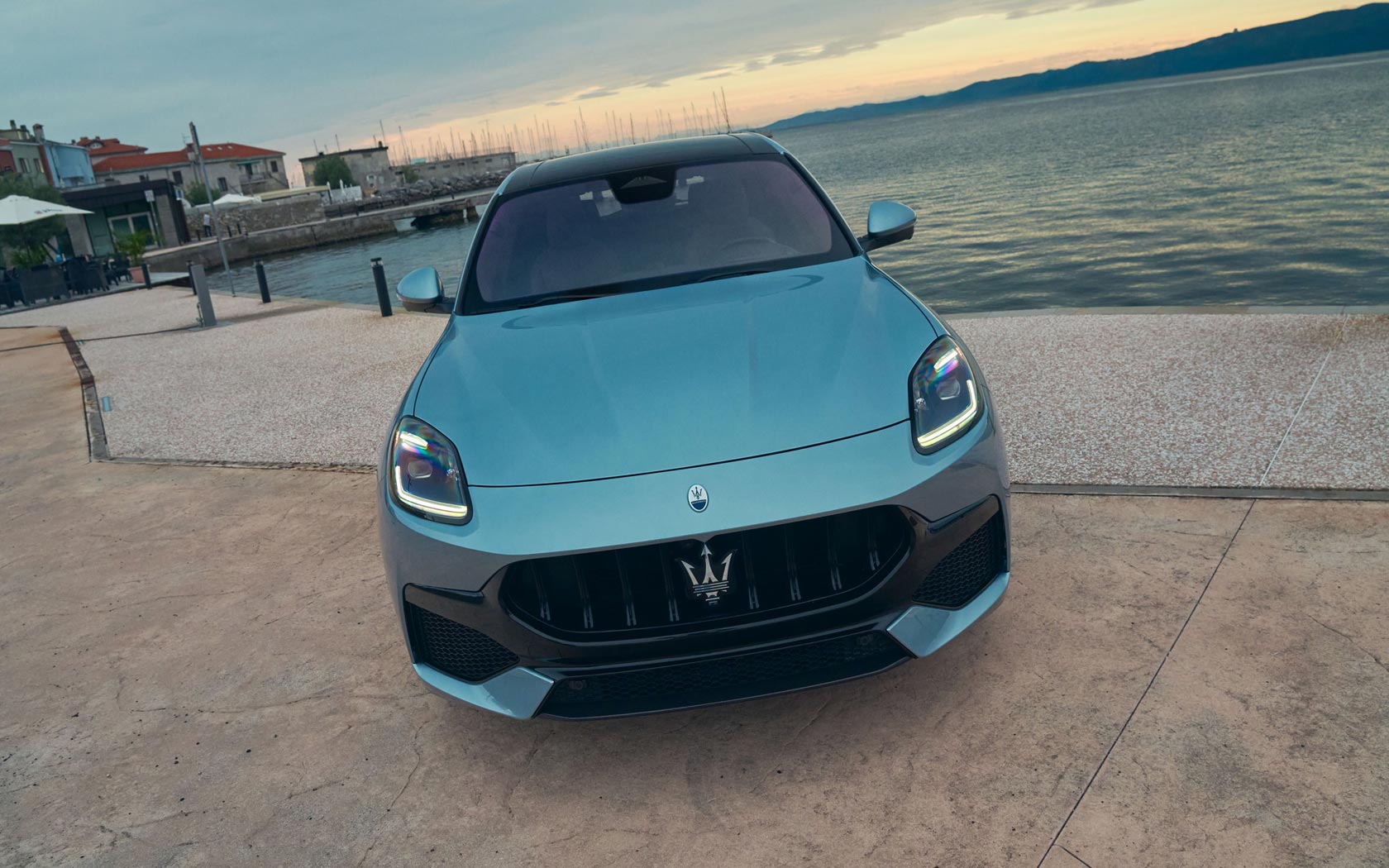 ���� Maserati Grecale Trofeo 