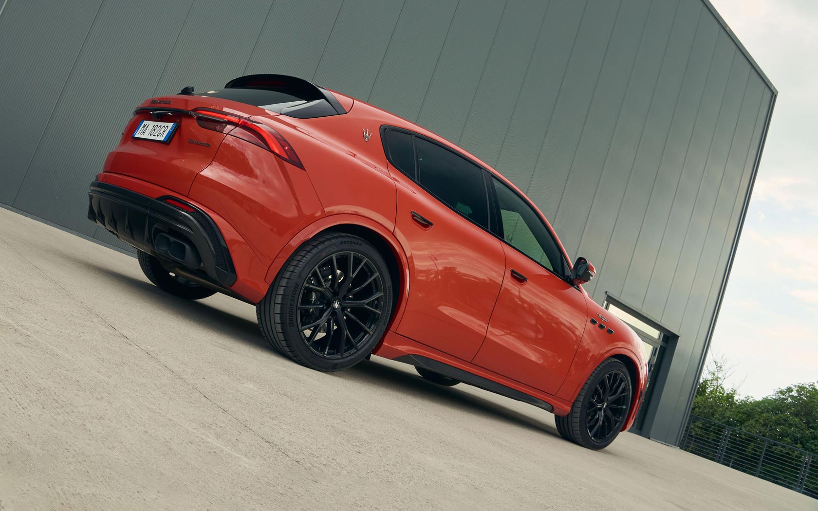 ���� Maserati Grecale Trofeo 