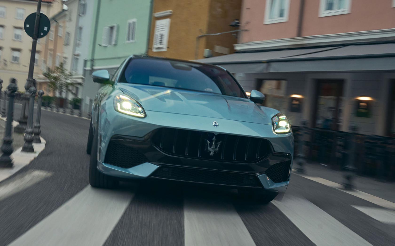 ���� Maserati Grecale Trofeo 