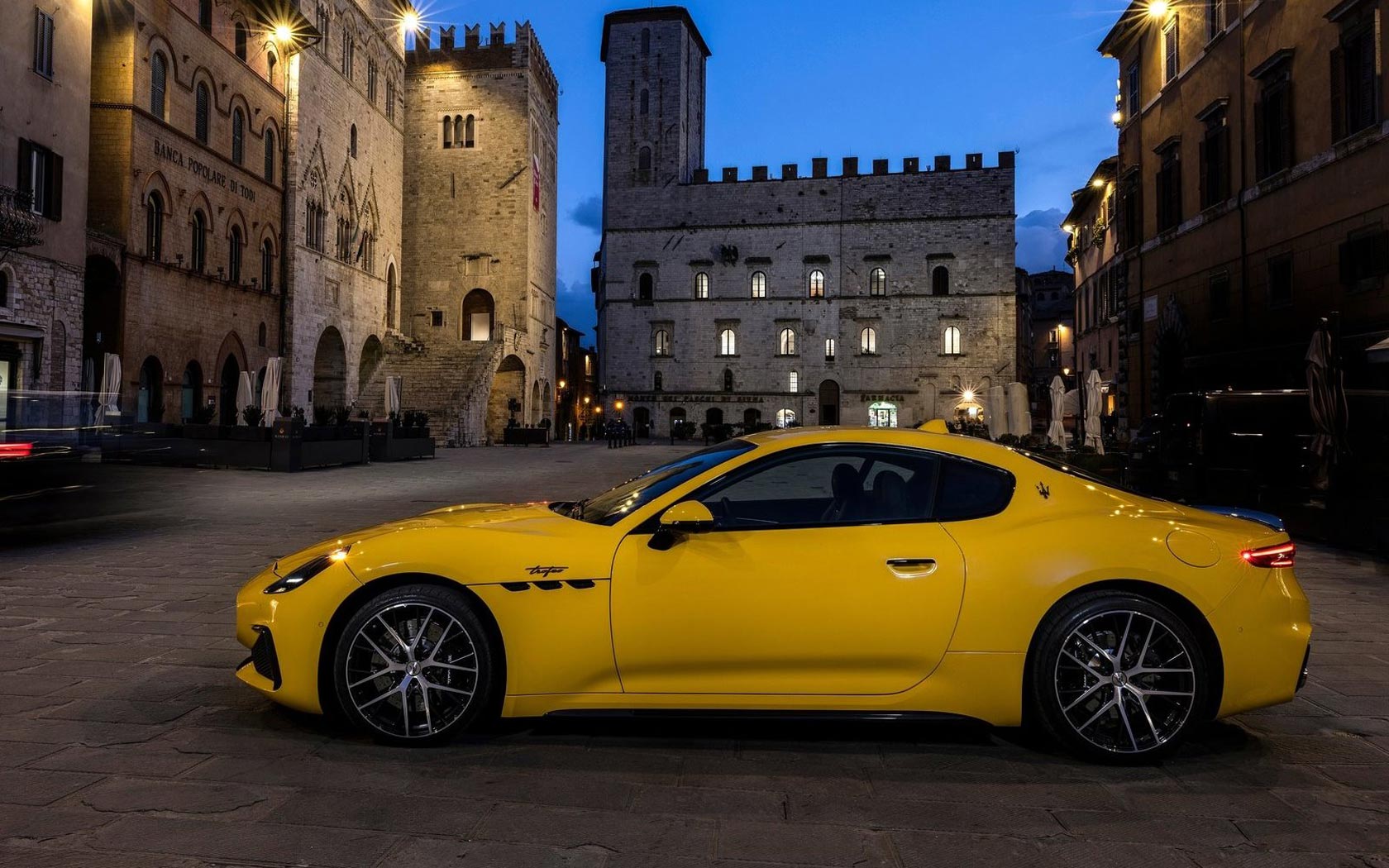  Maserati GranTurismo 