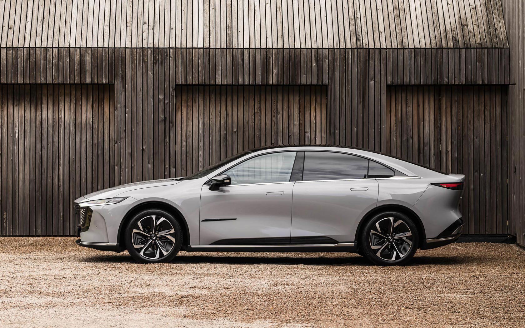  Mazda 6e 