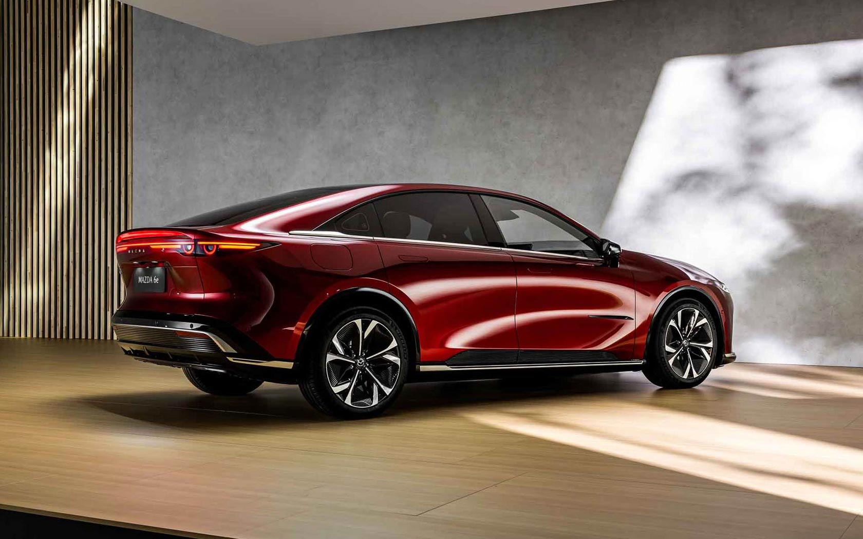  Mazda 6e 