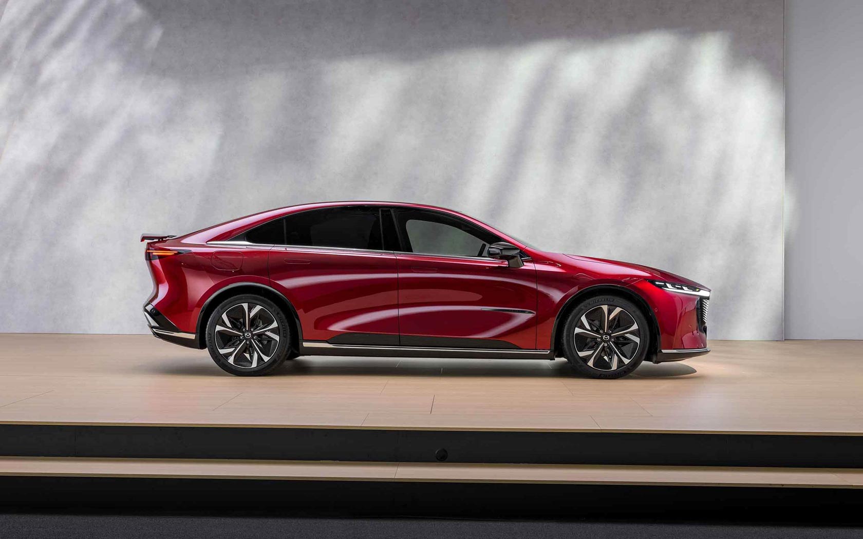  Mazda 6e 