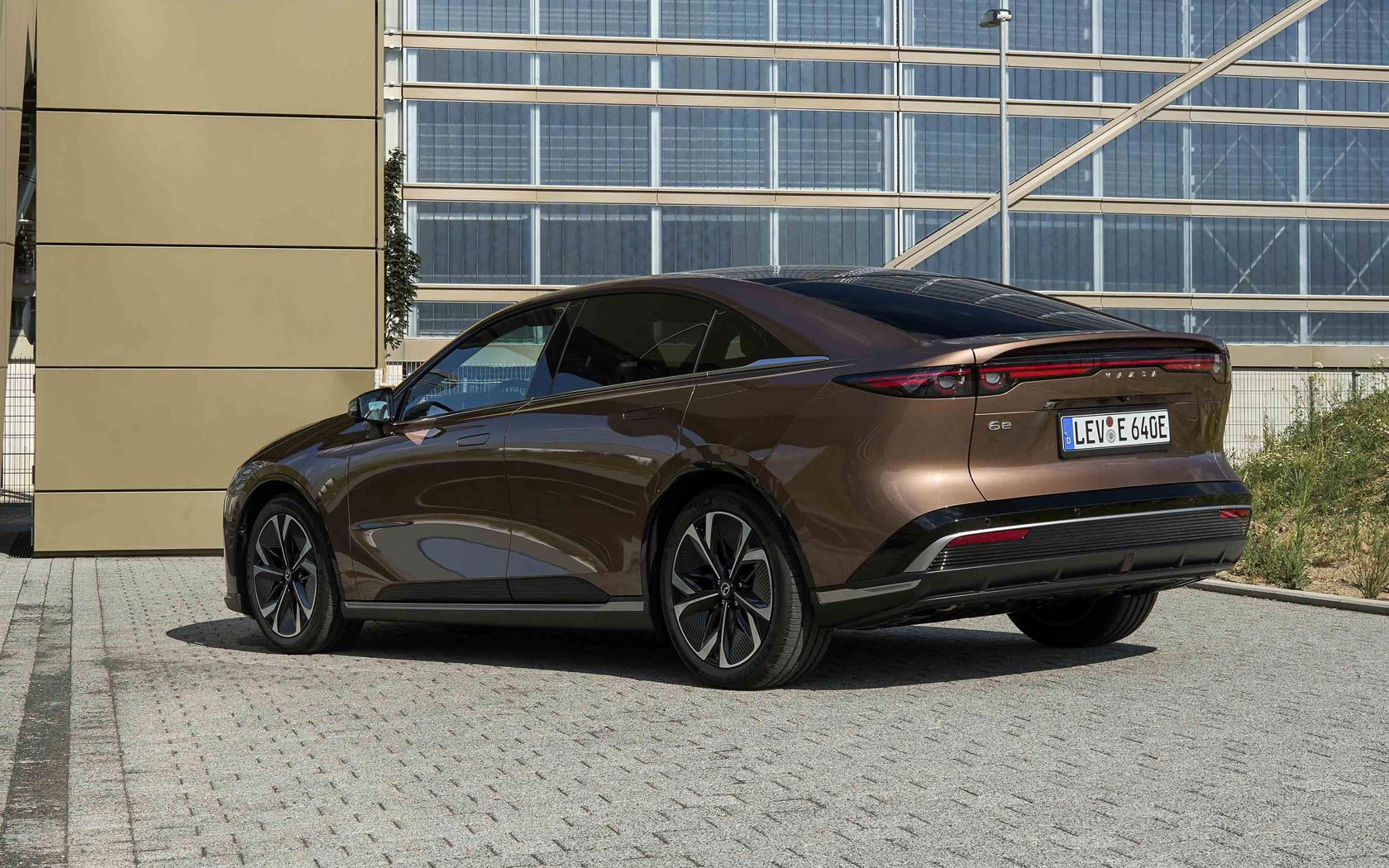  Mazda 6e 