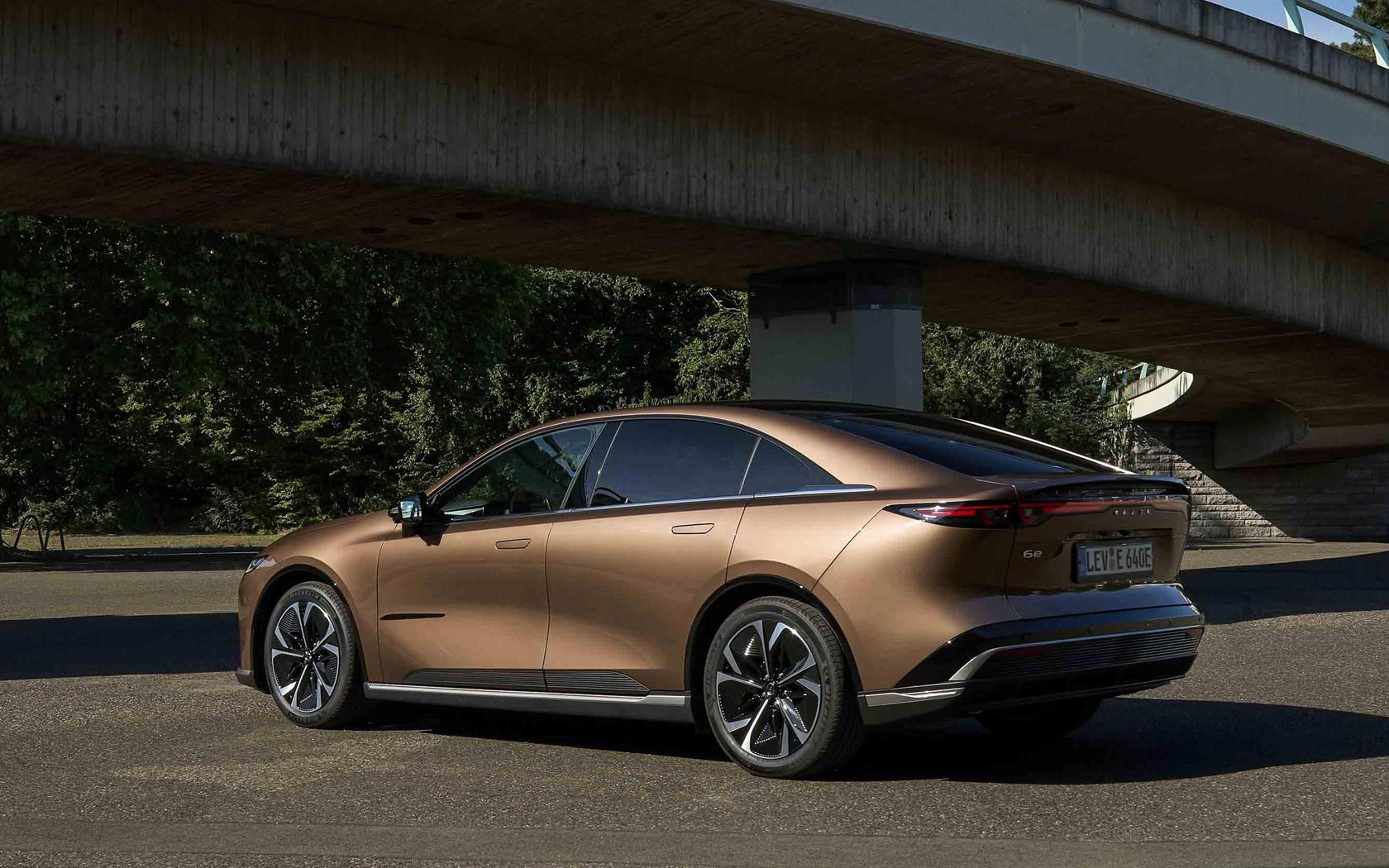  Mazda 6e 