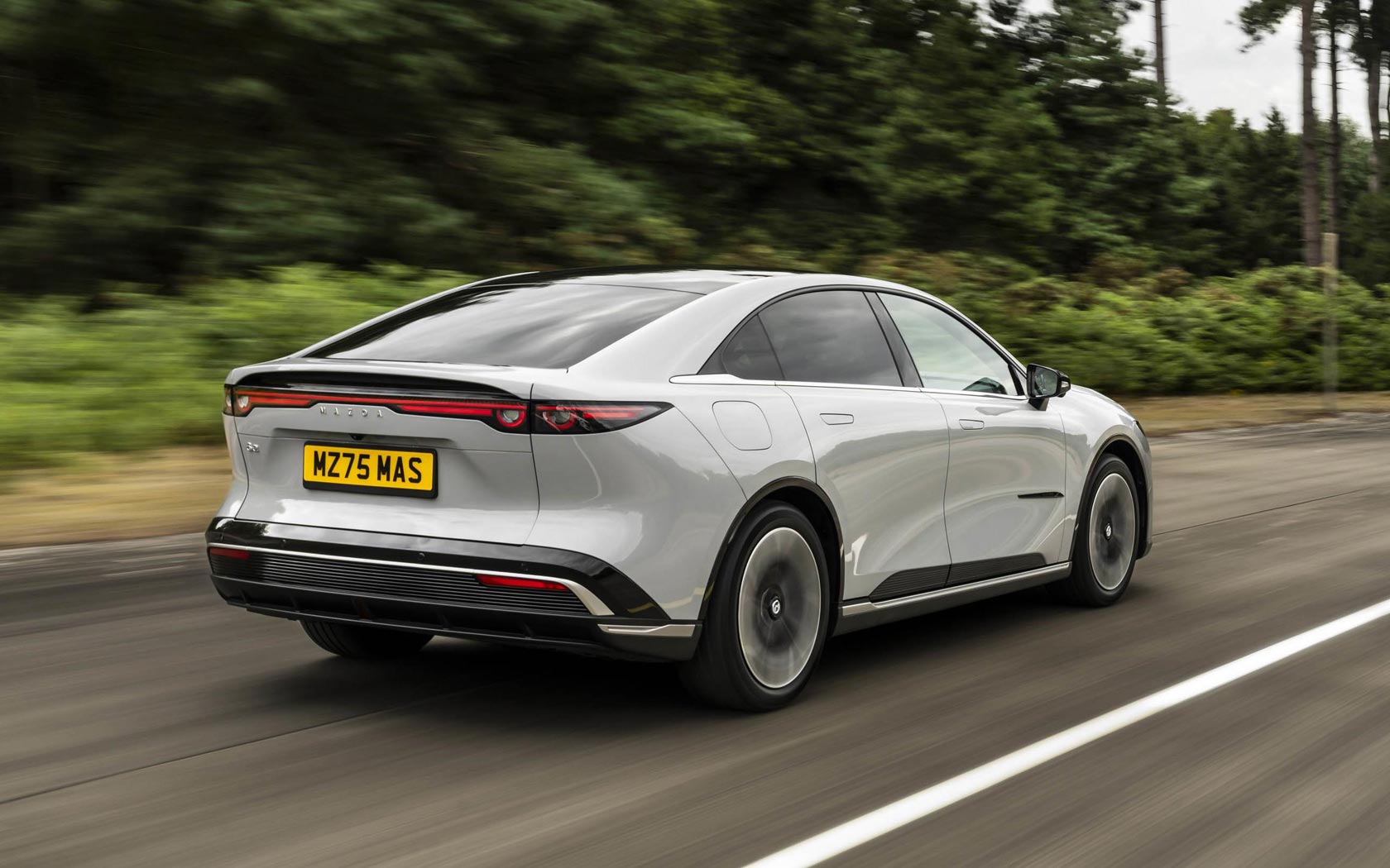  Mazda 6e 