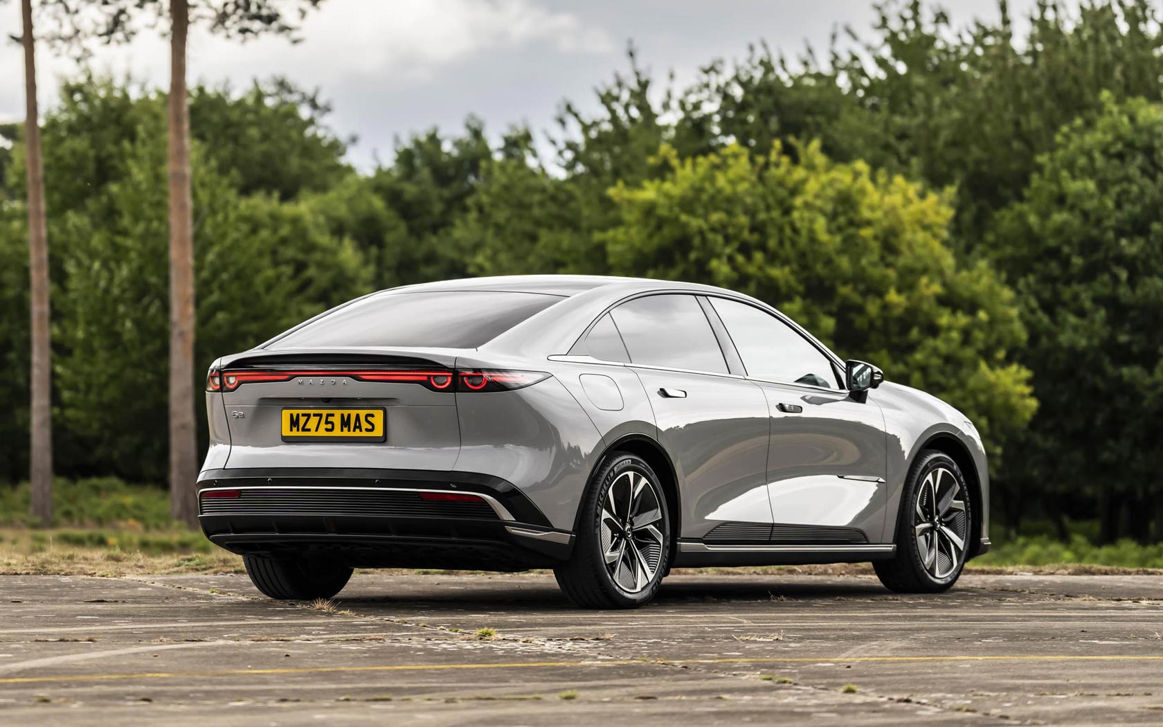  Mazda 6e 