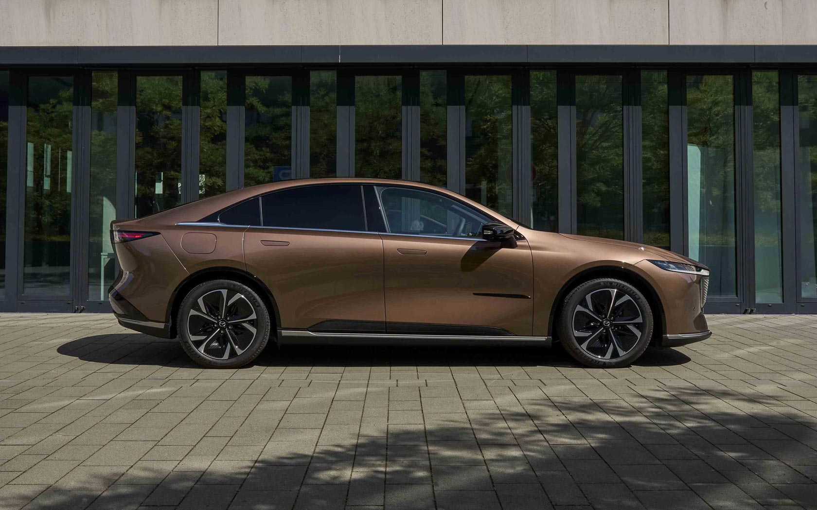  Mazda 6e 