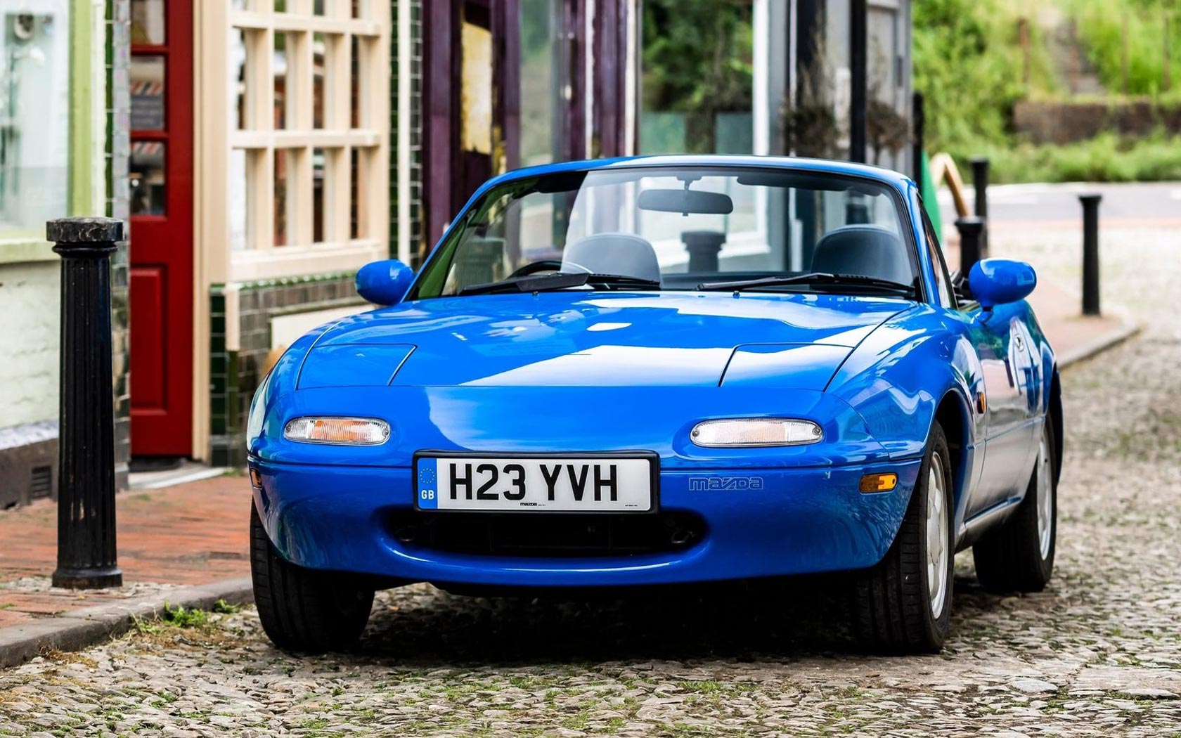  Mazda MX-5 Miata (1989-1997)