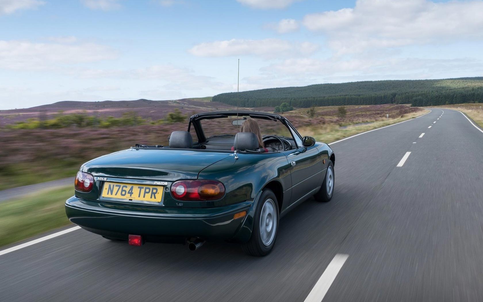  Mazda MX-5 Miata (1989-1997)