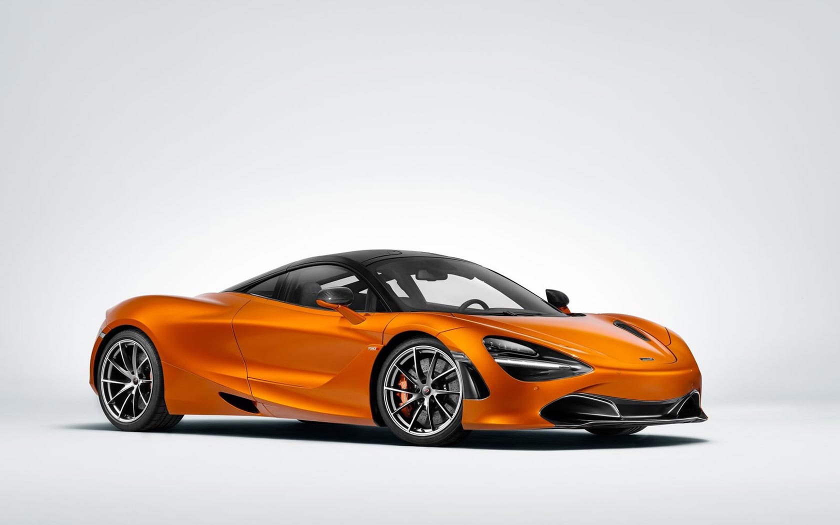  McLaren 720S 