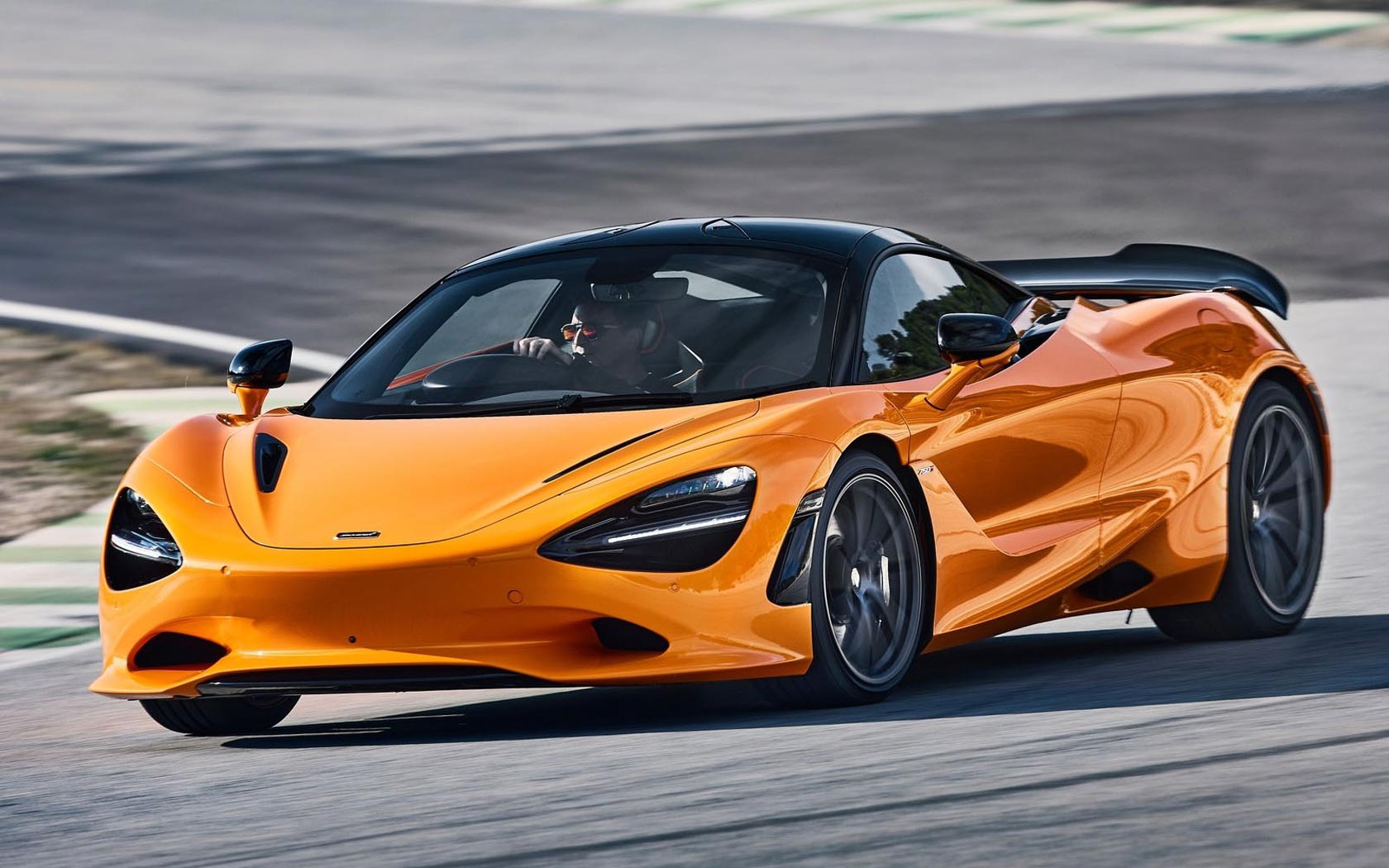 Maclaren 720s