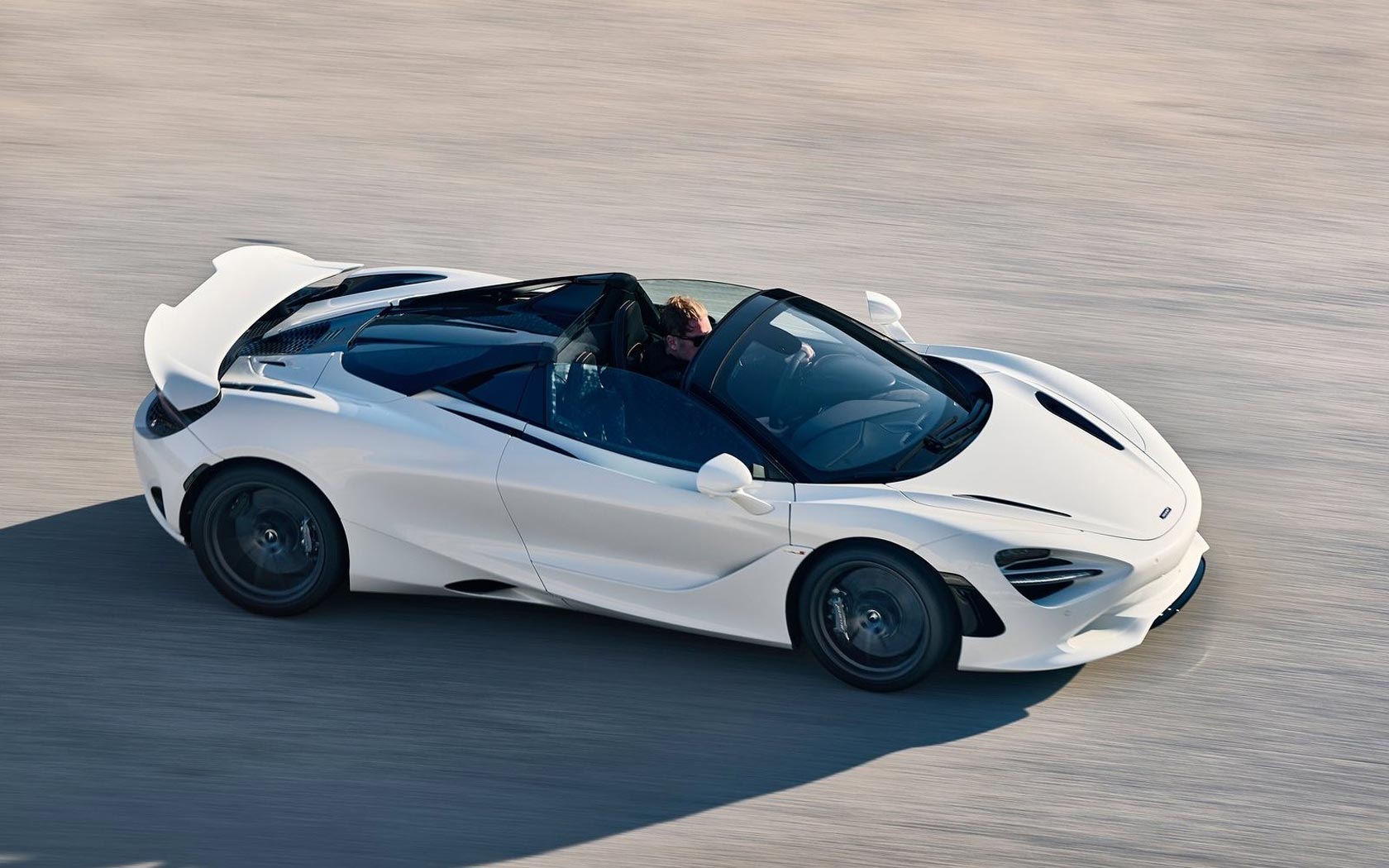  McLaren 750S Spider 