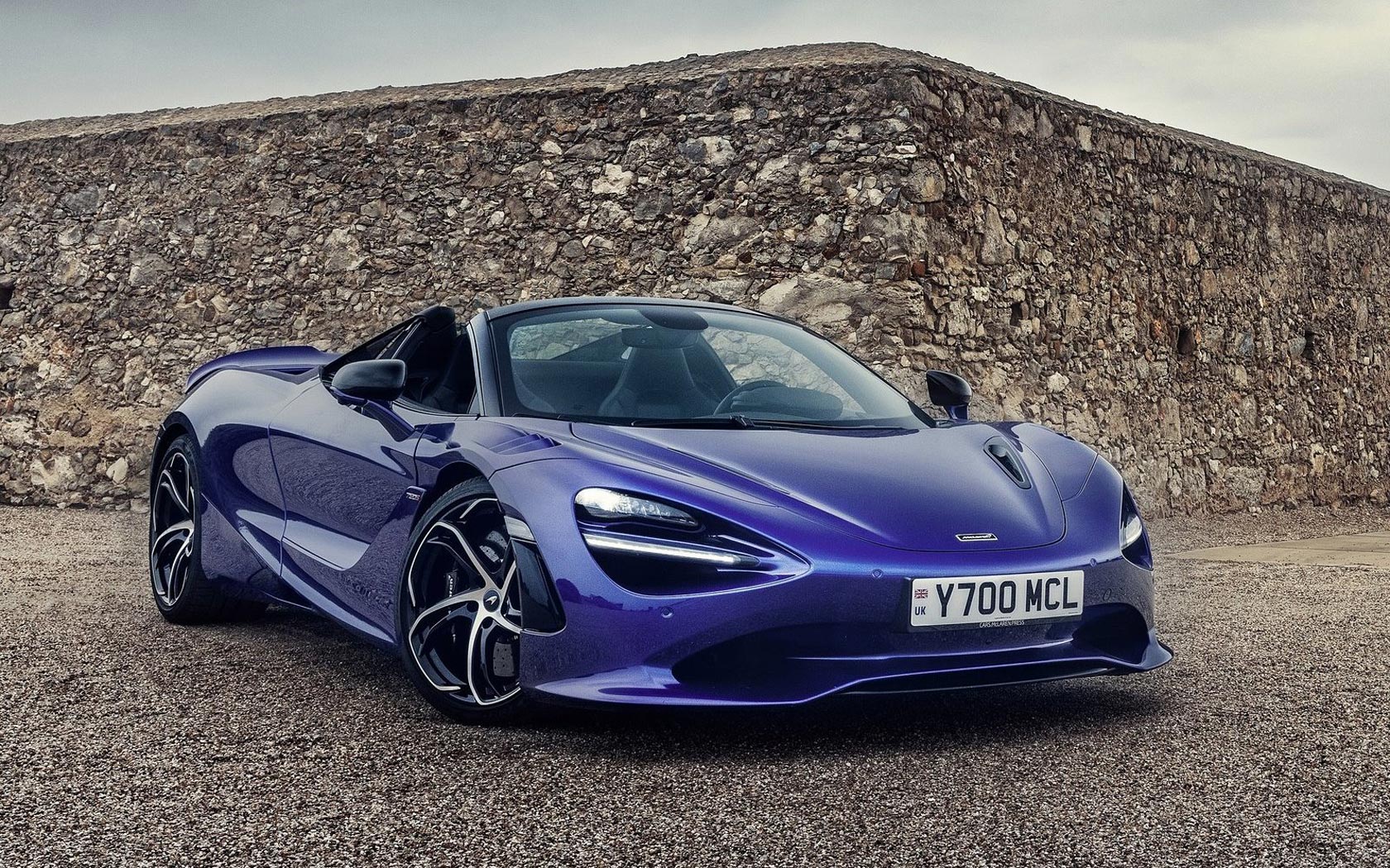  McLaren 750S Spider 