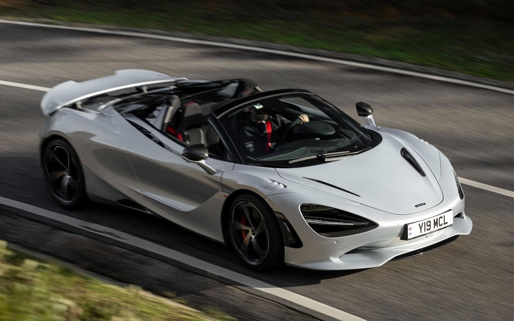  McLaren 750S Spider 