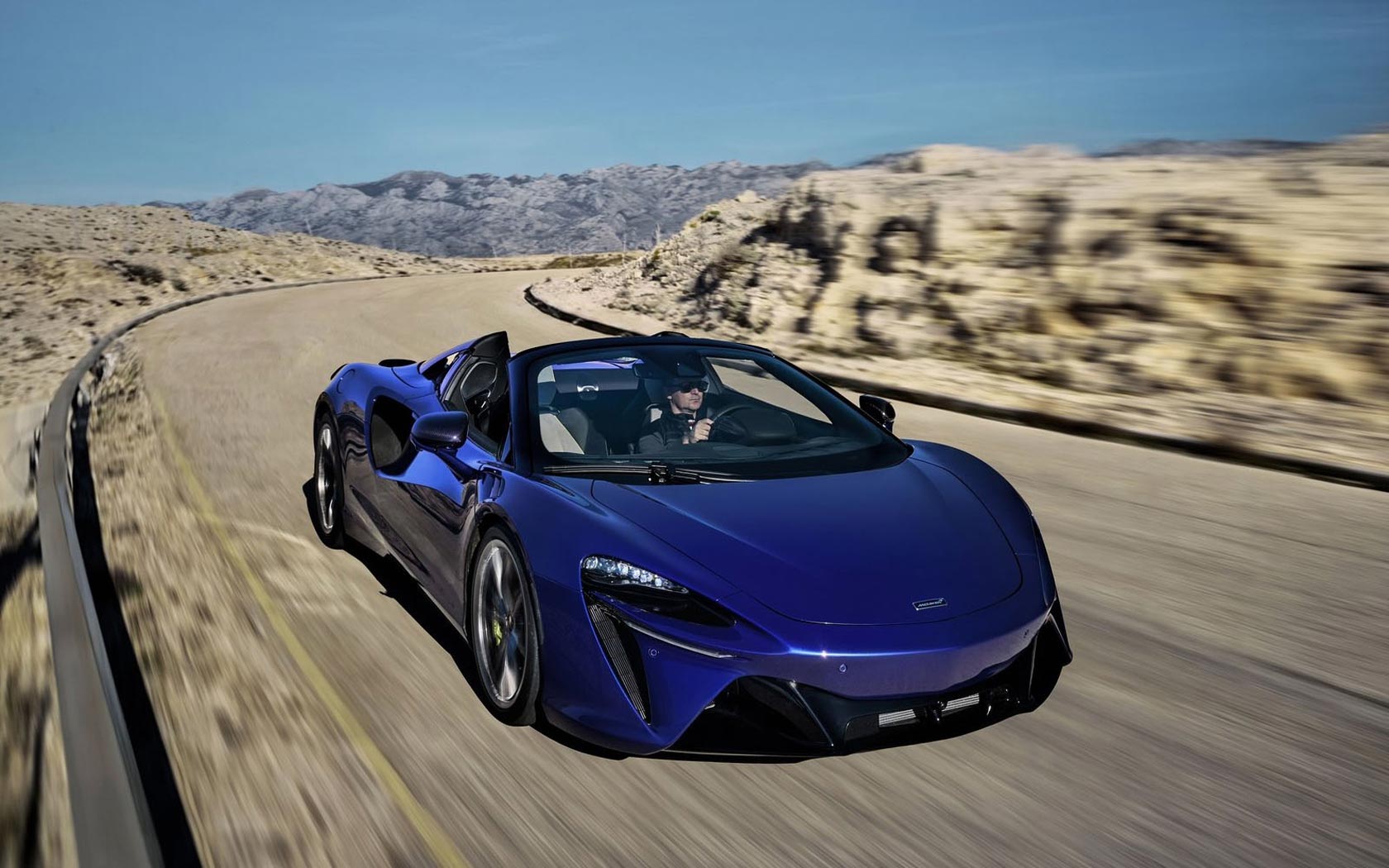  McLaren Artura Spider 