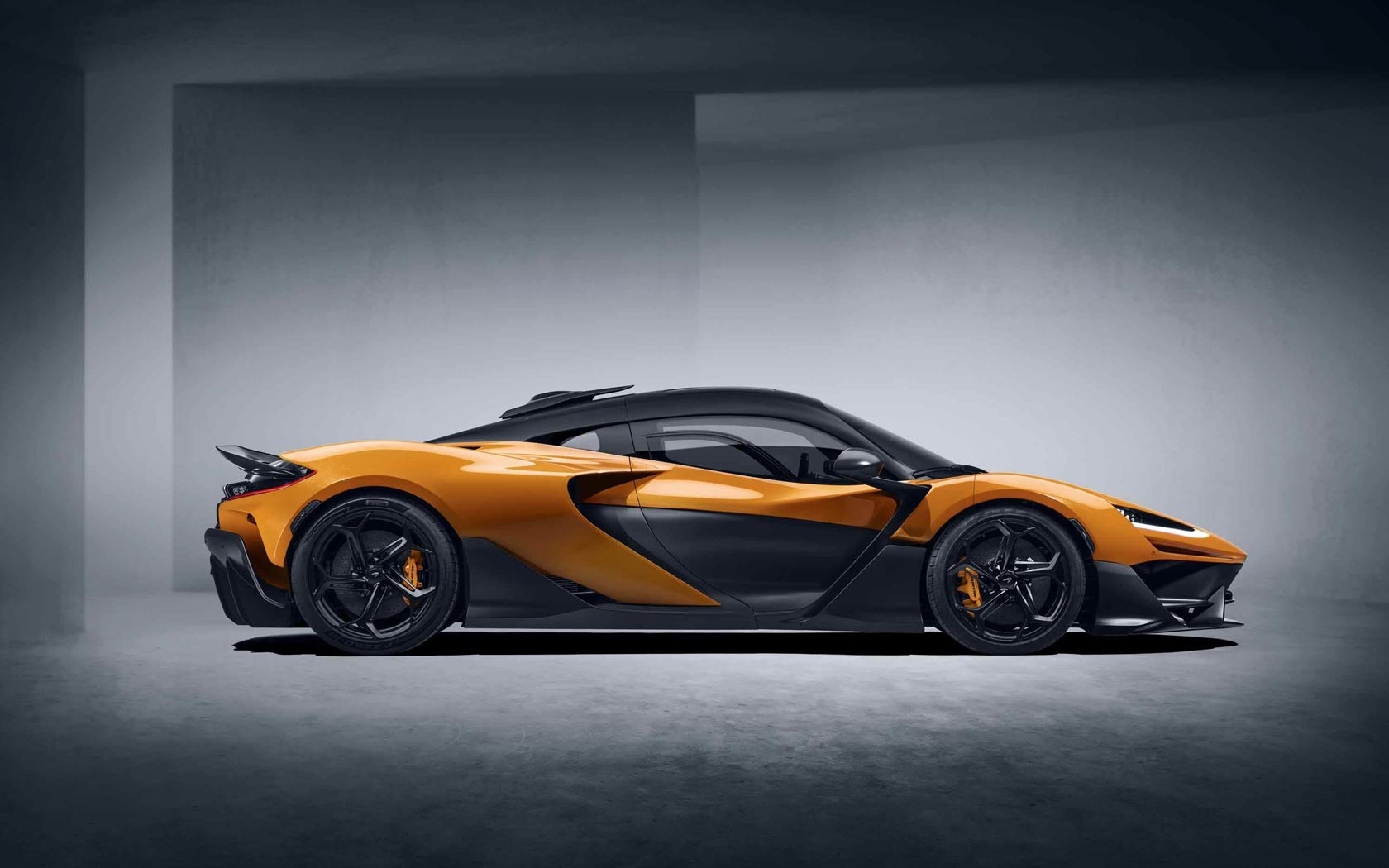  McLaren W1 