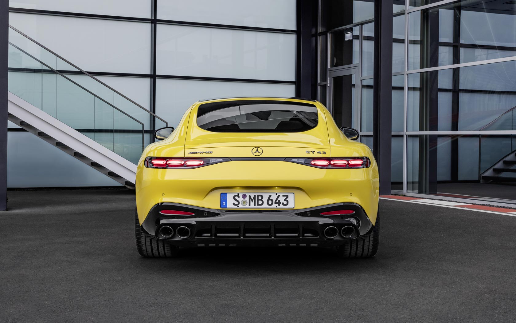  Mercedes AMG GT 43 