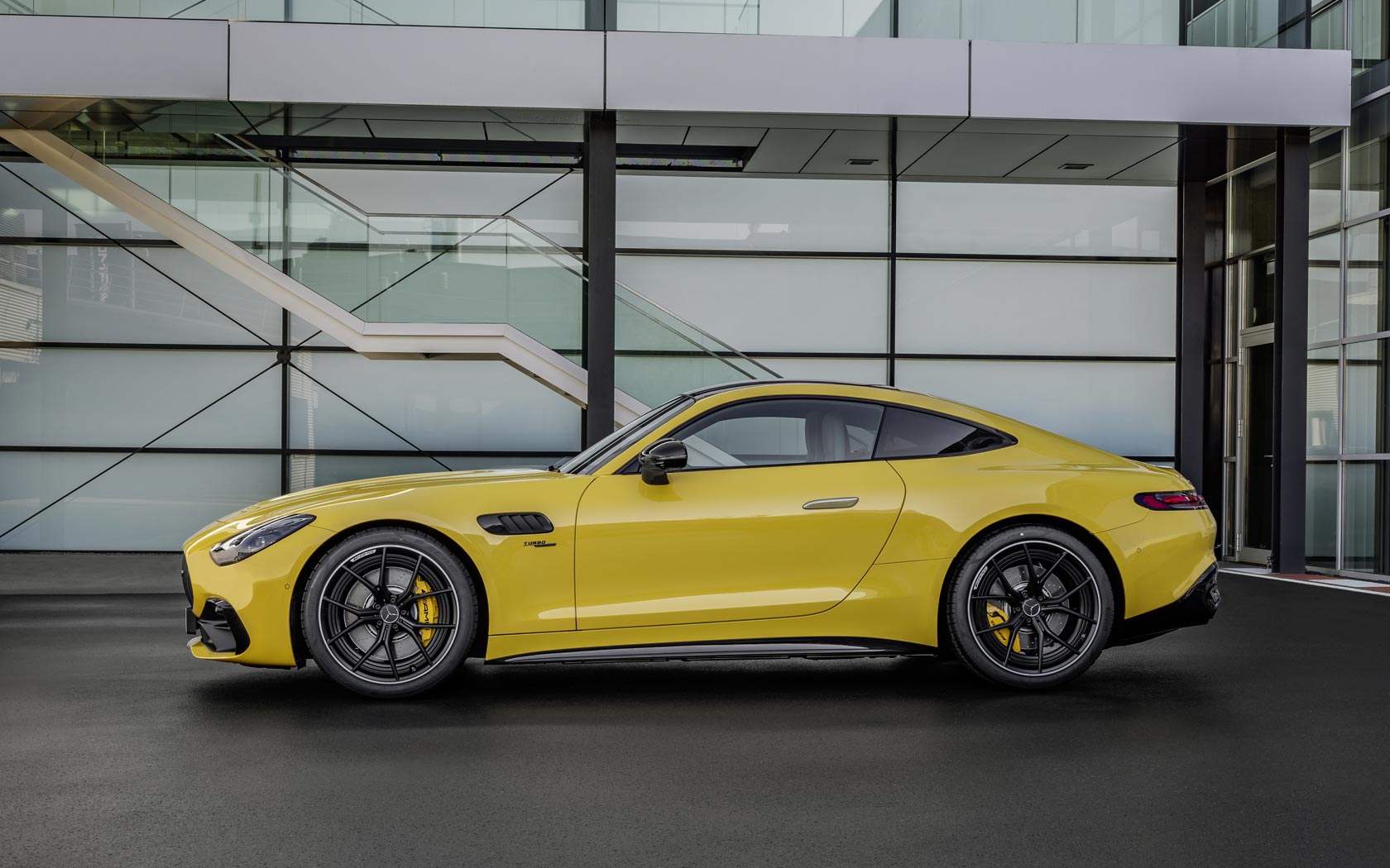  Mercedes AMG GT 43 