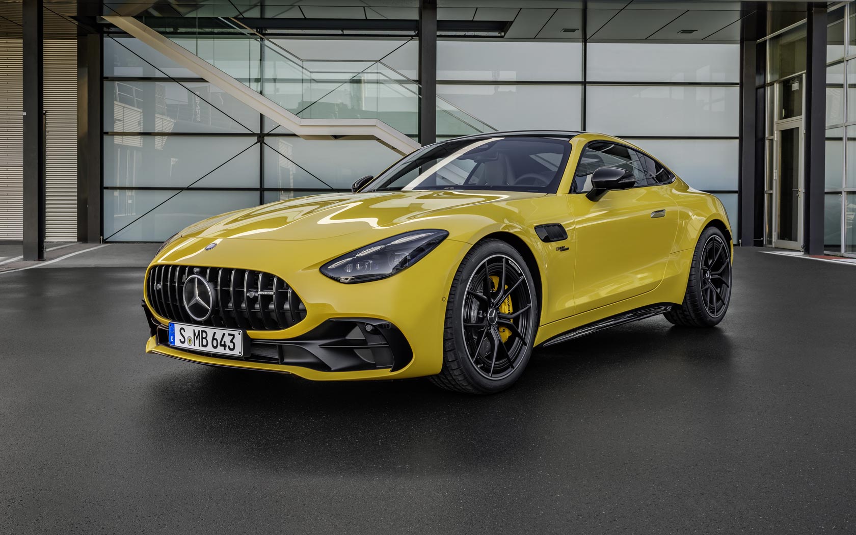  Mercedes AMG GT 43 