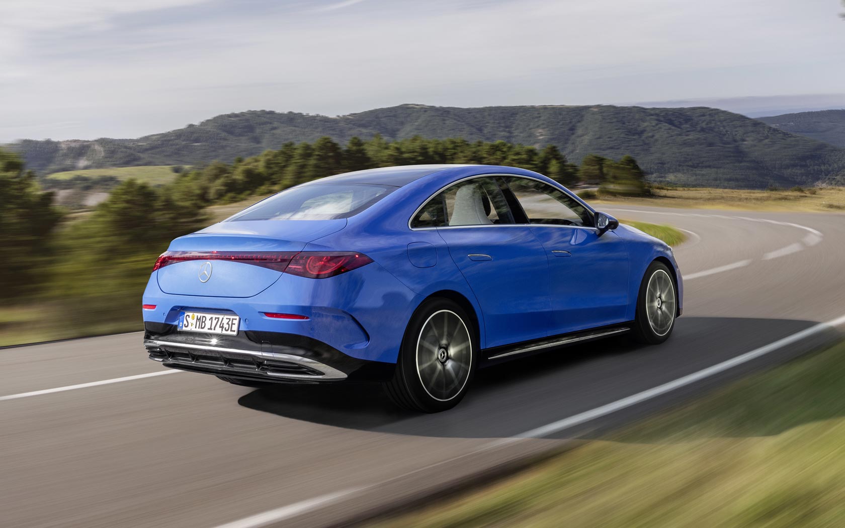  Mercedes CLA 