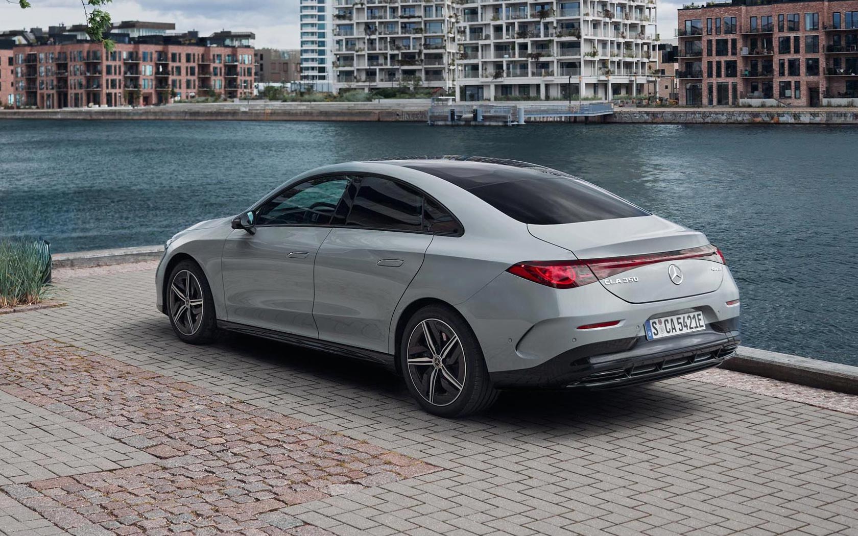  Mercedes CLA 