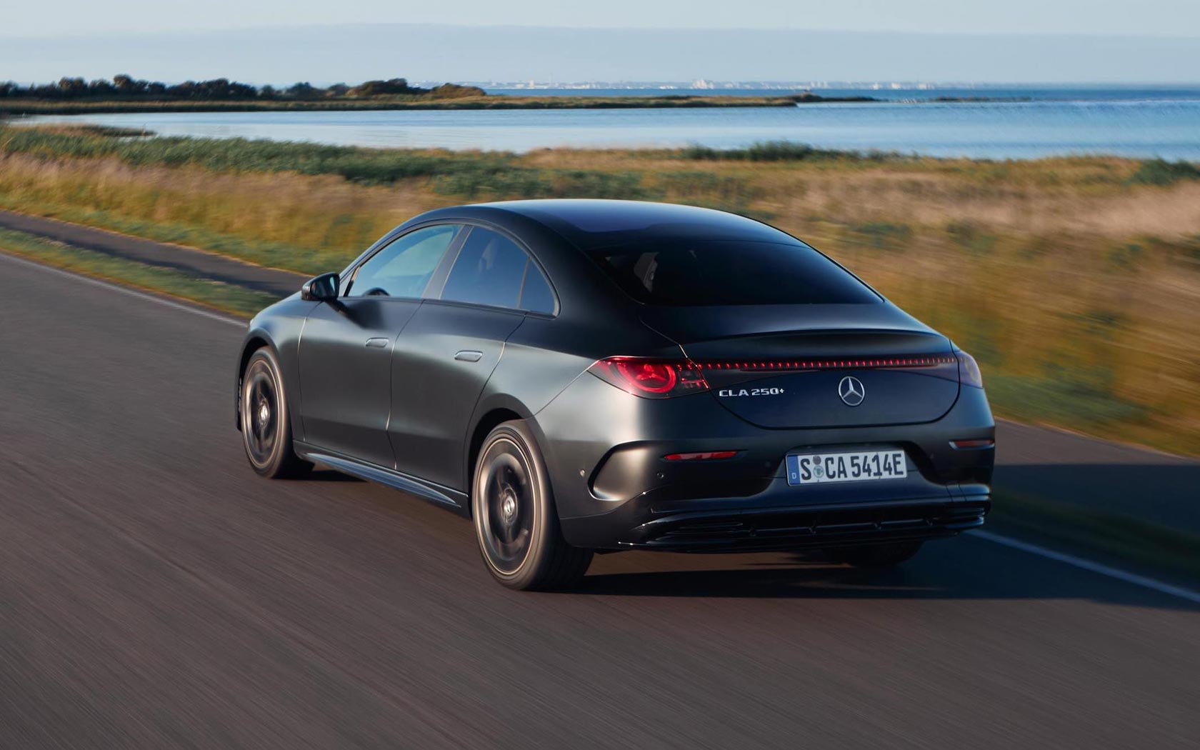  Mercedes CLA 