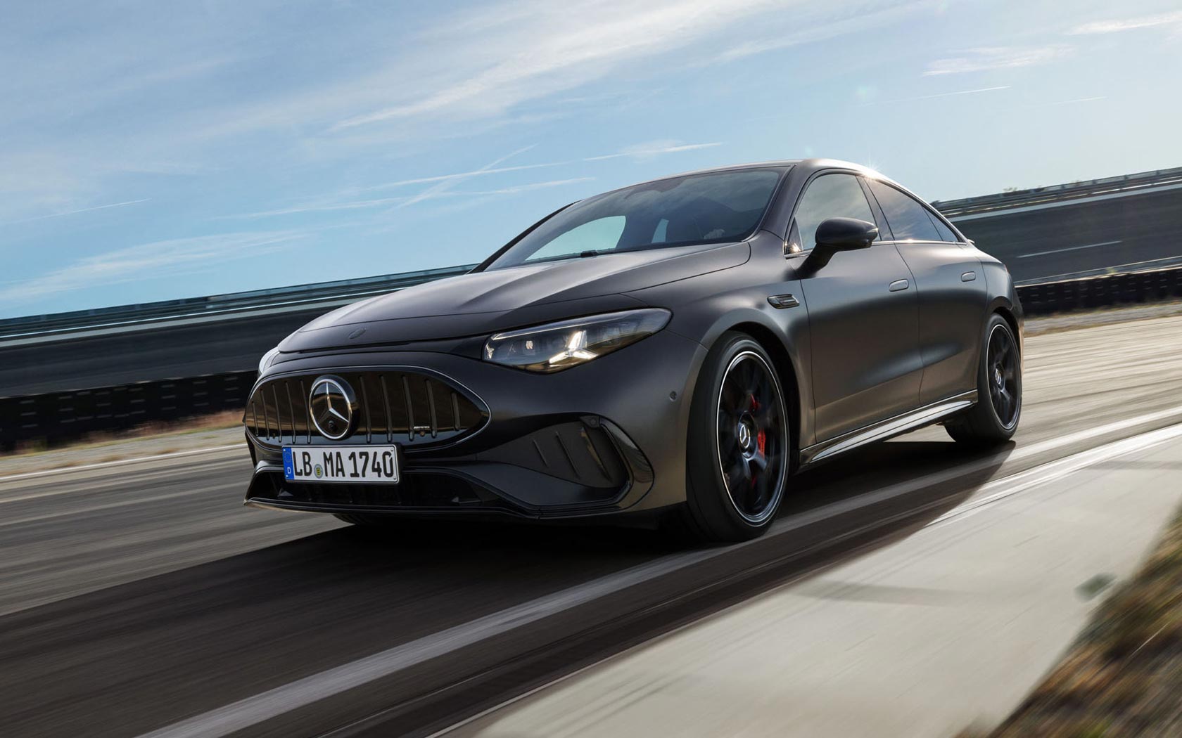 ���� Mercedes CLA 45 AMG 