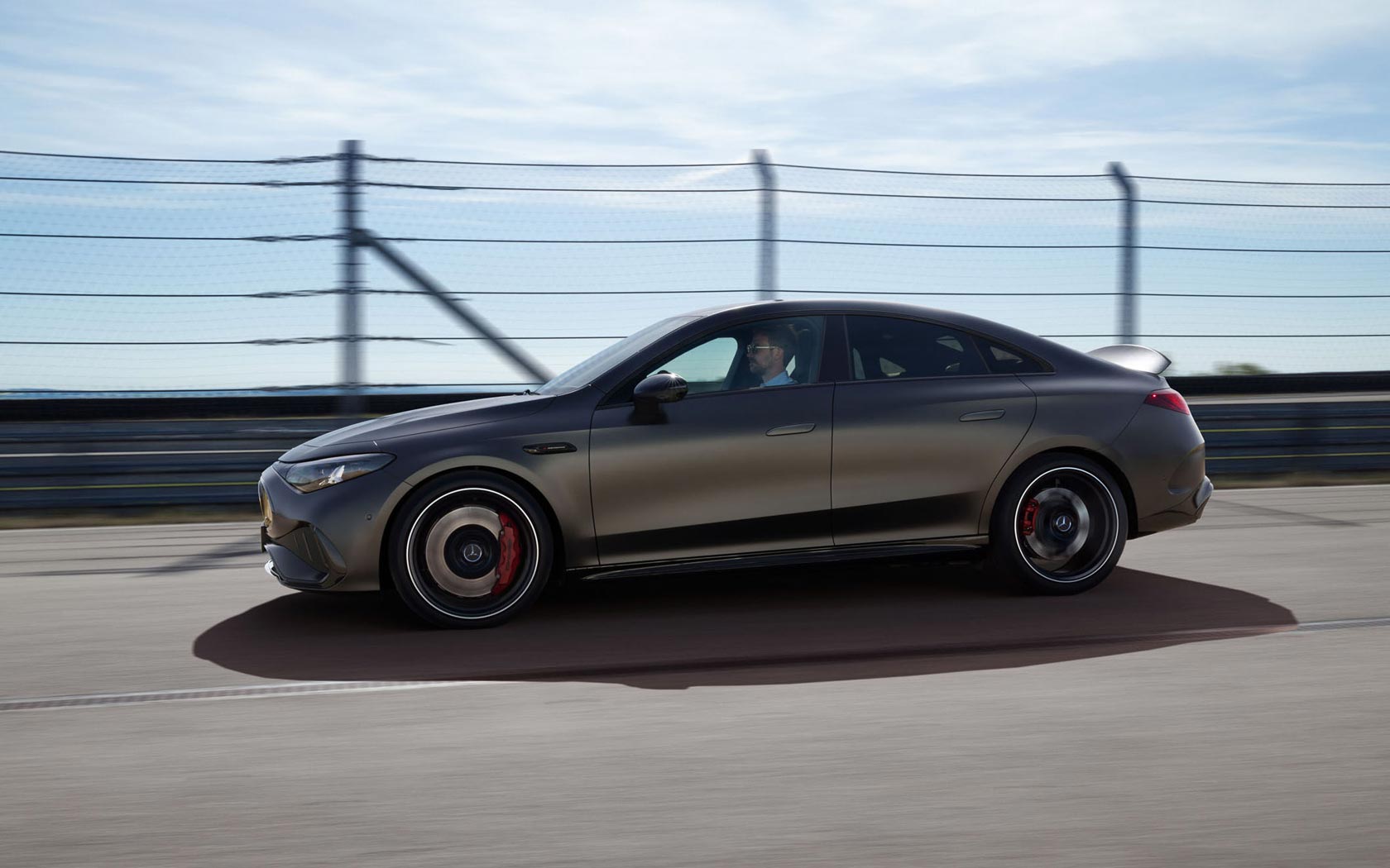 ���� Mercedes CLA 45 AMG 