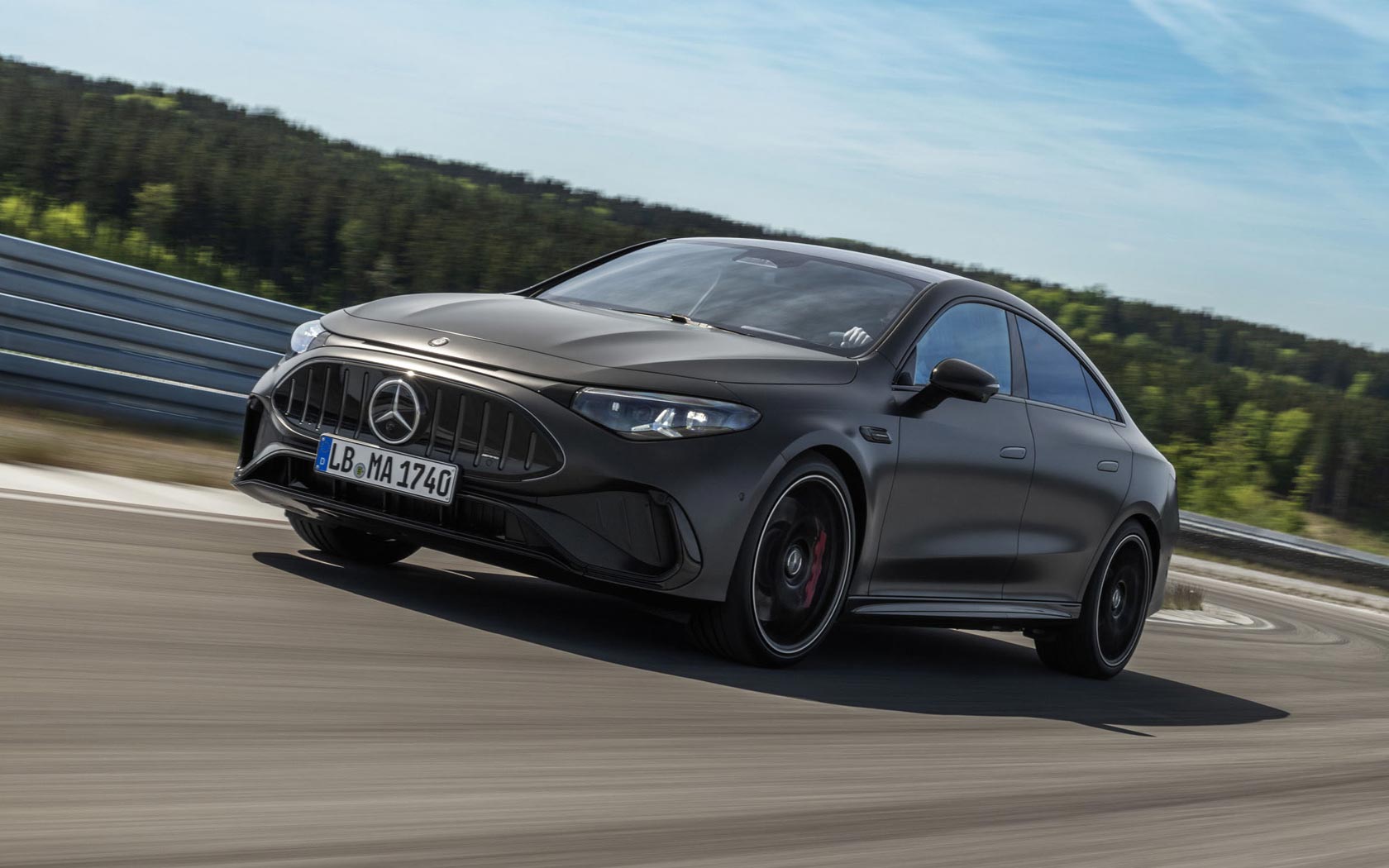 ���� Mercedes CLA 45 AMG 