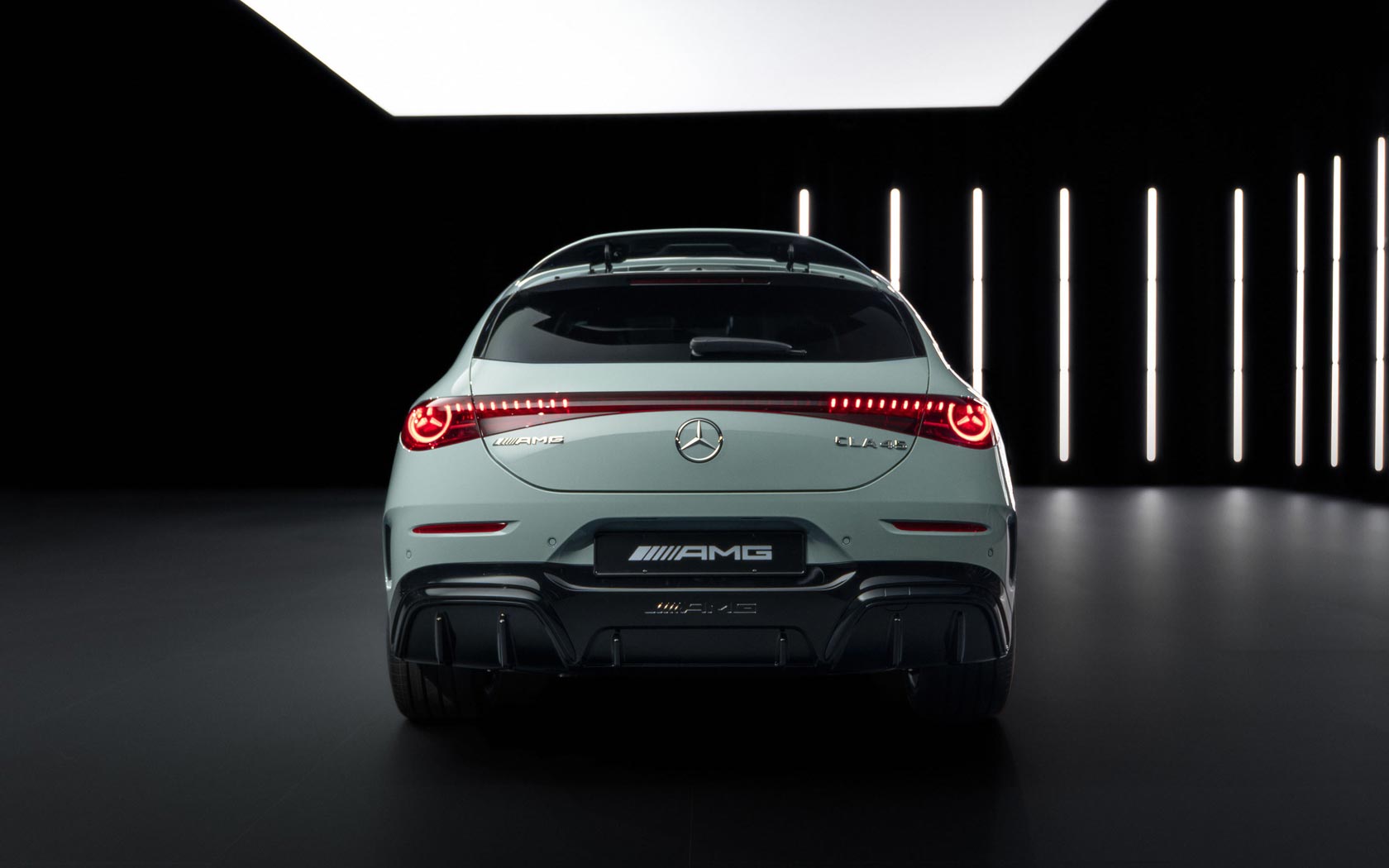 ���� Mercedes CLA 45 AMG Shooting Brake 