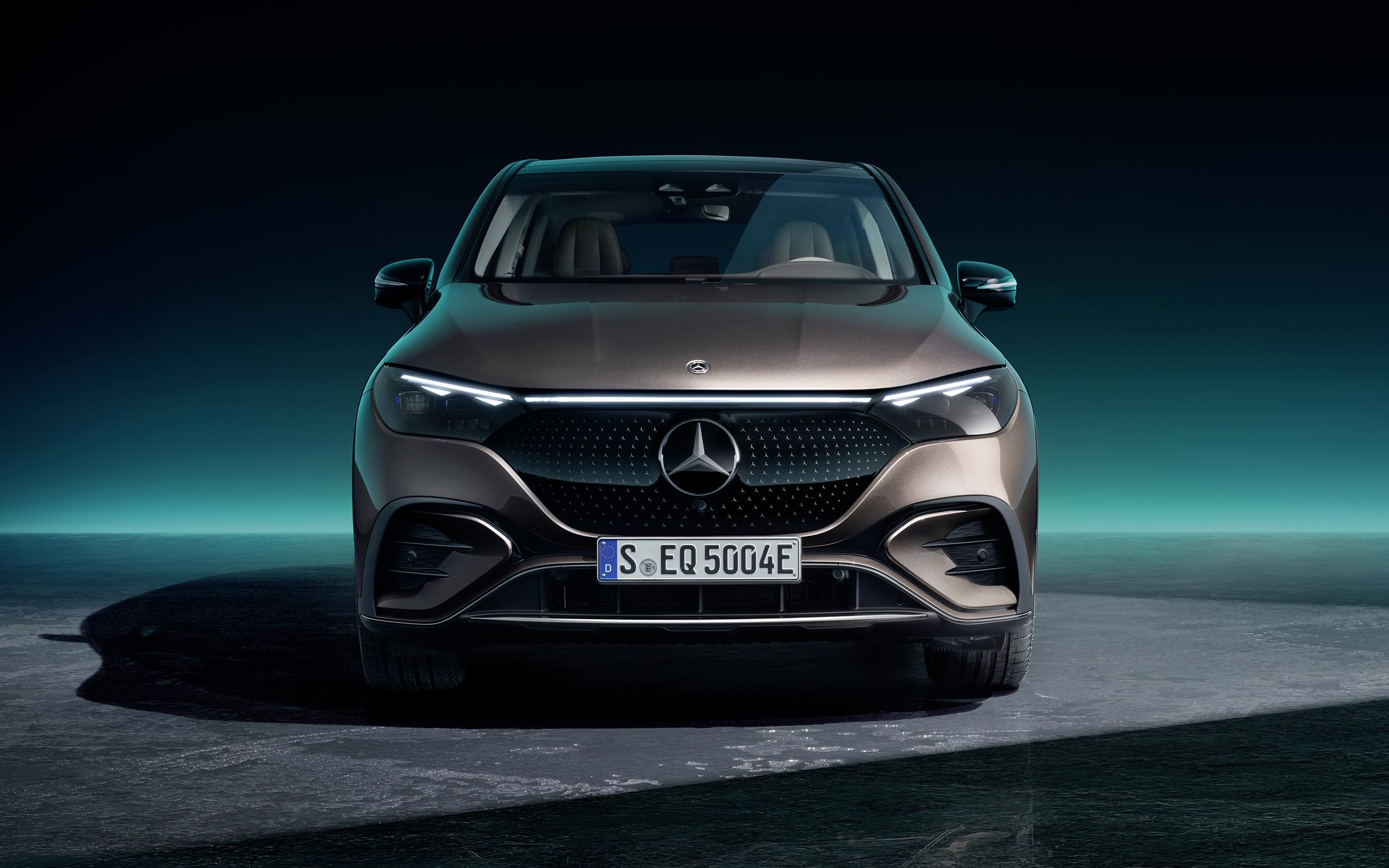  Mercedes EQE SUV 