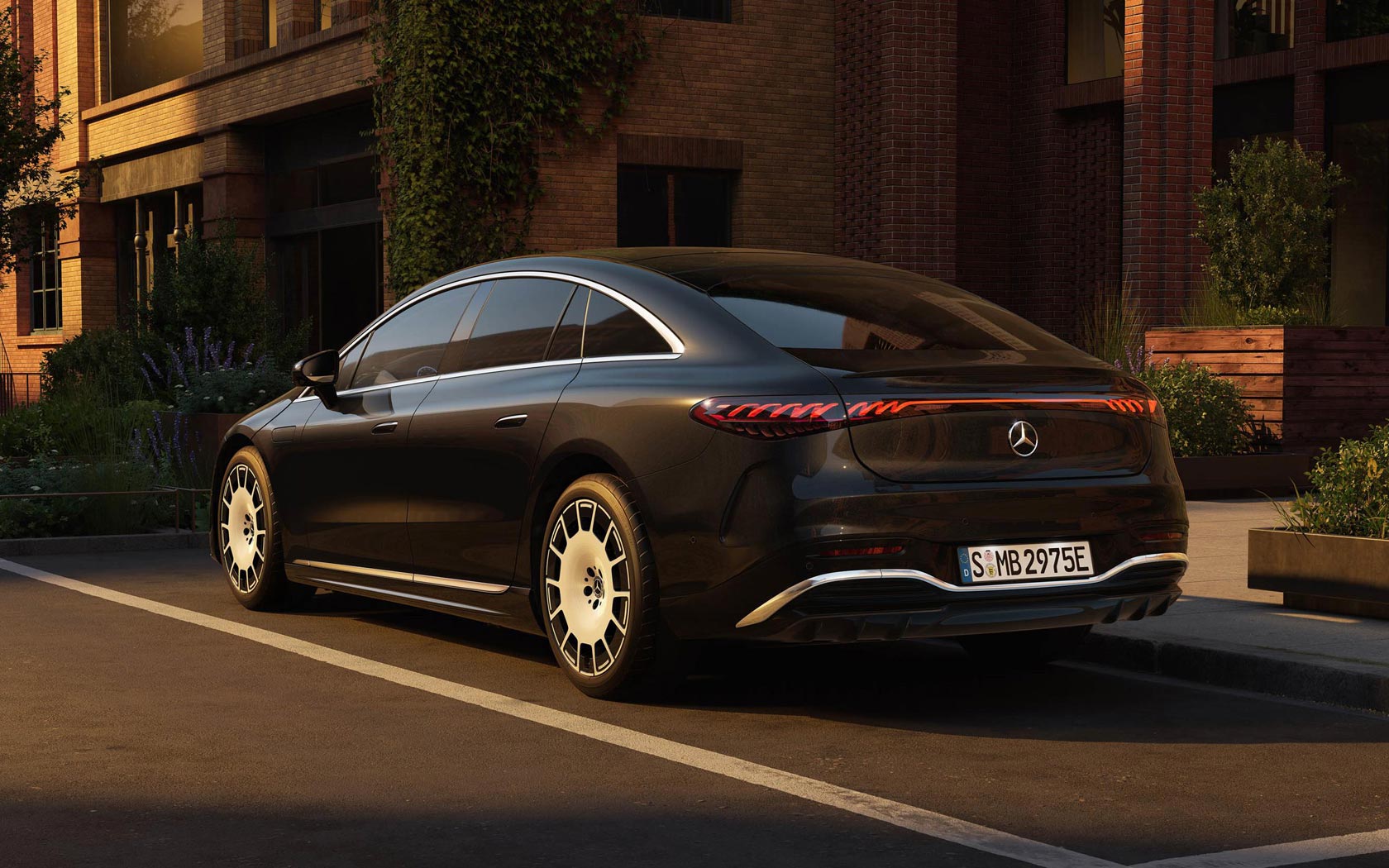 ���� Mercedes EQS 