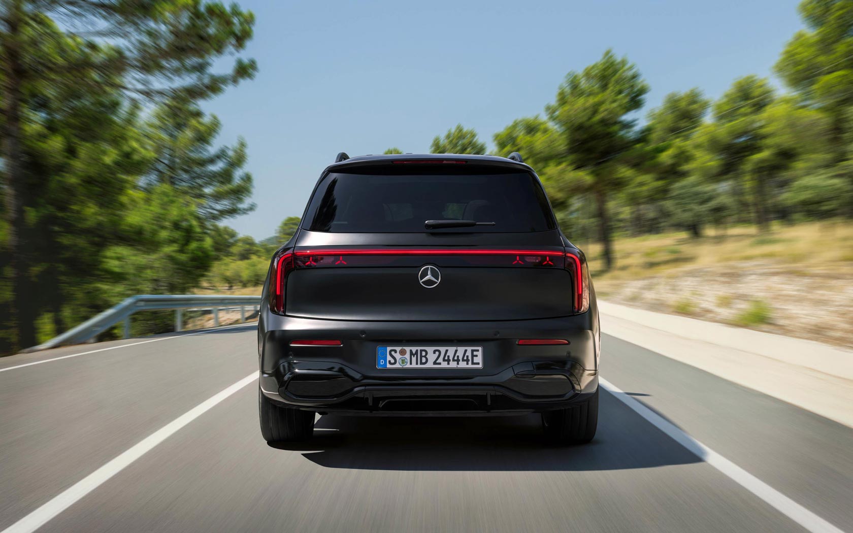 ���� Mercedes GLB 