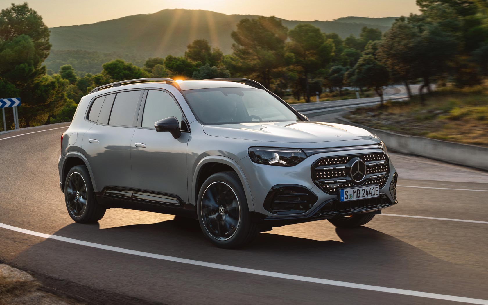 ���� Mercedes GLB 