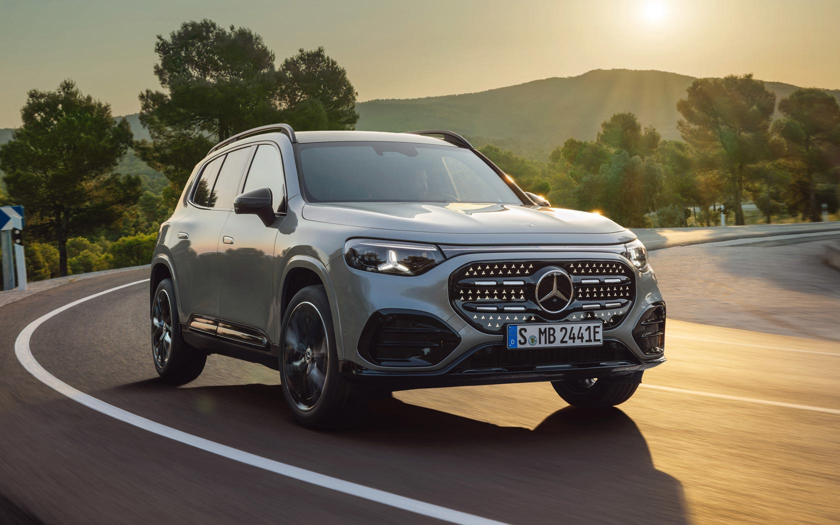 ���� Mercedes GLB 