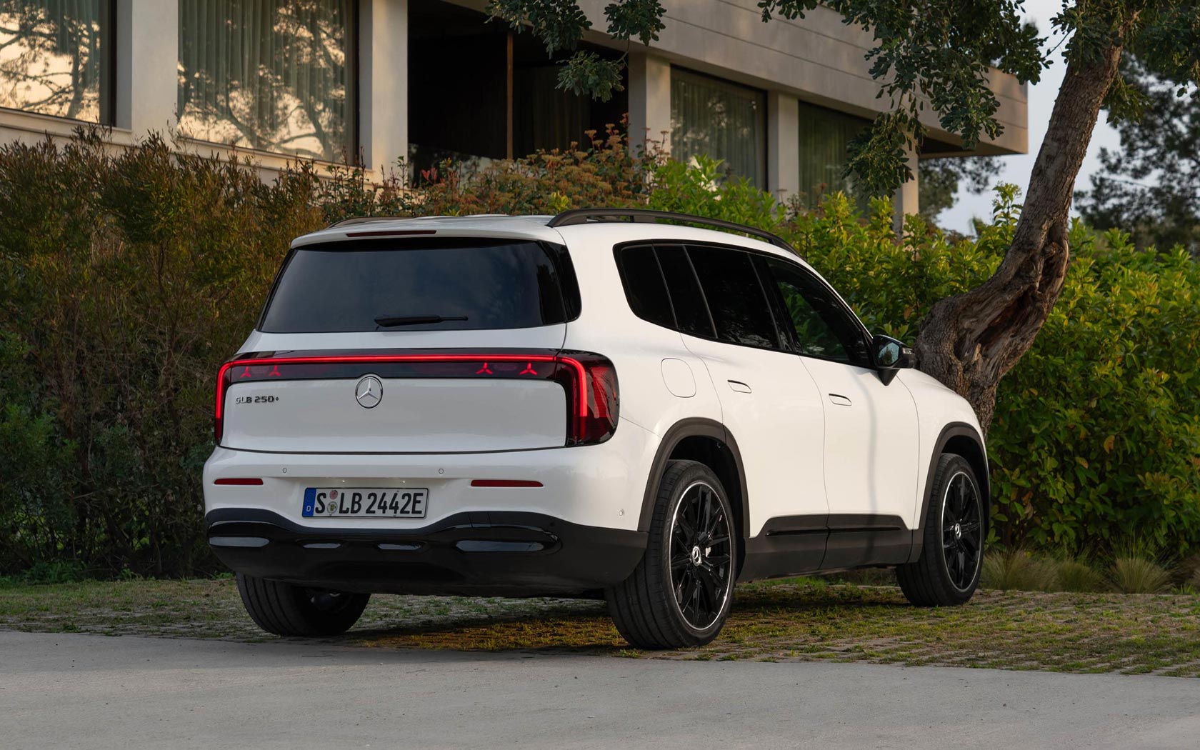 ���� Mercedes GLB 