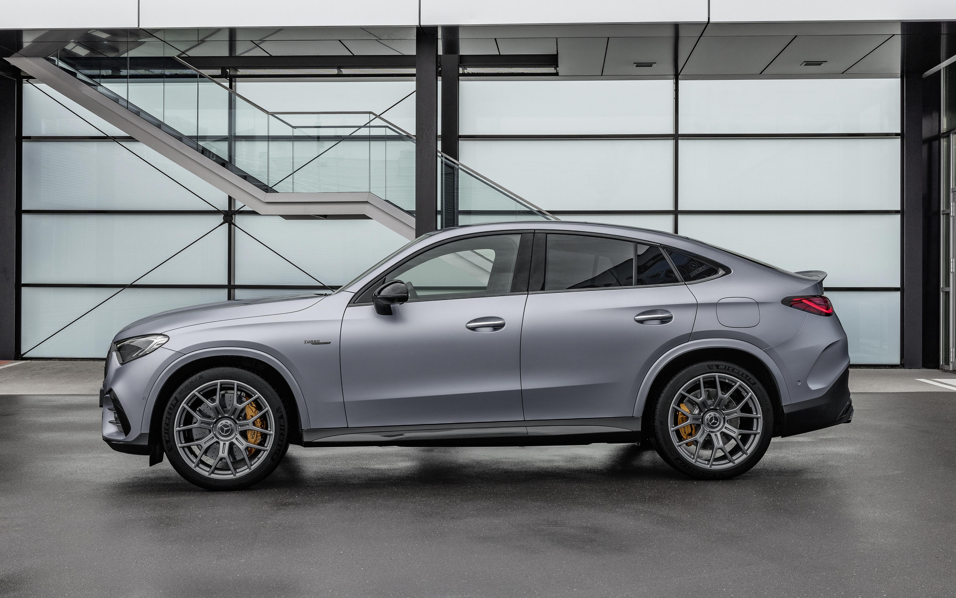  Mercedes GLC 63 AMG Coupe 