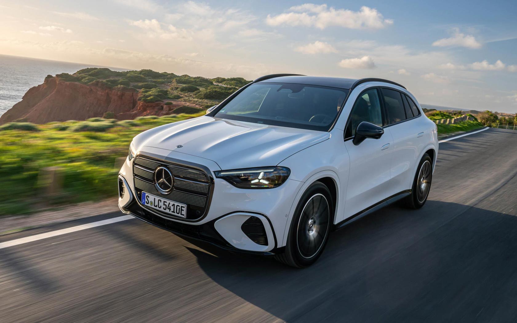 ���� Mercedes GLC EQ 